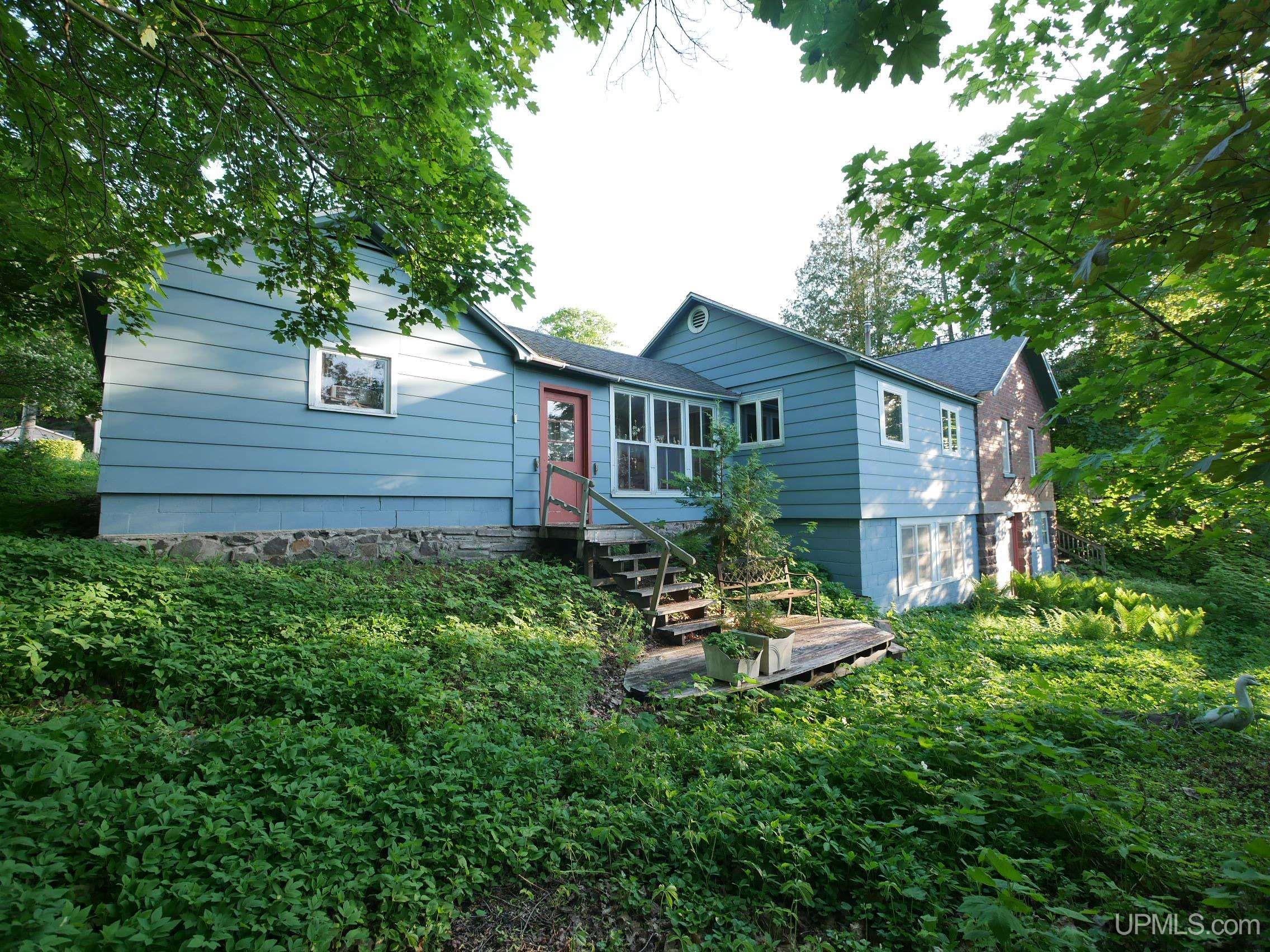 main property photo 39