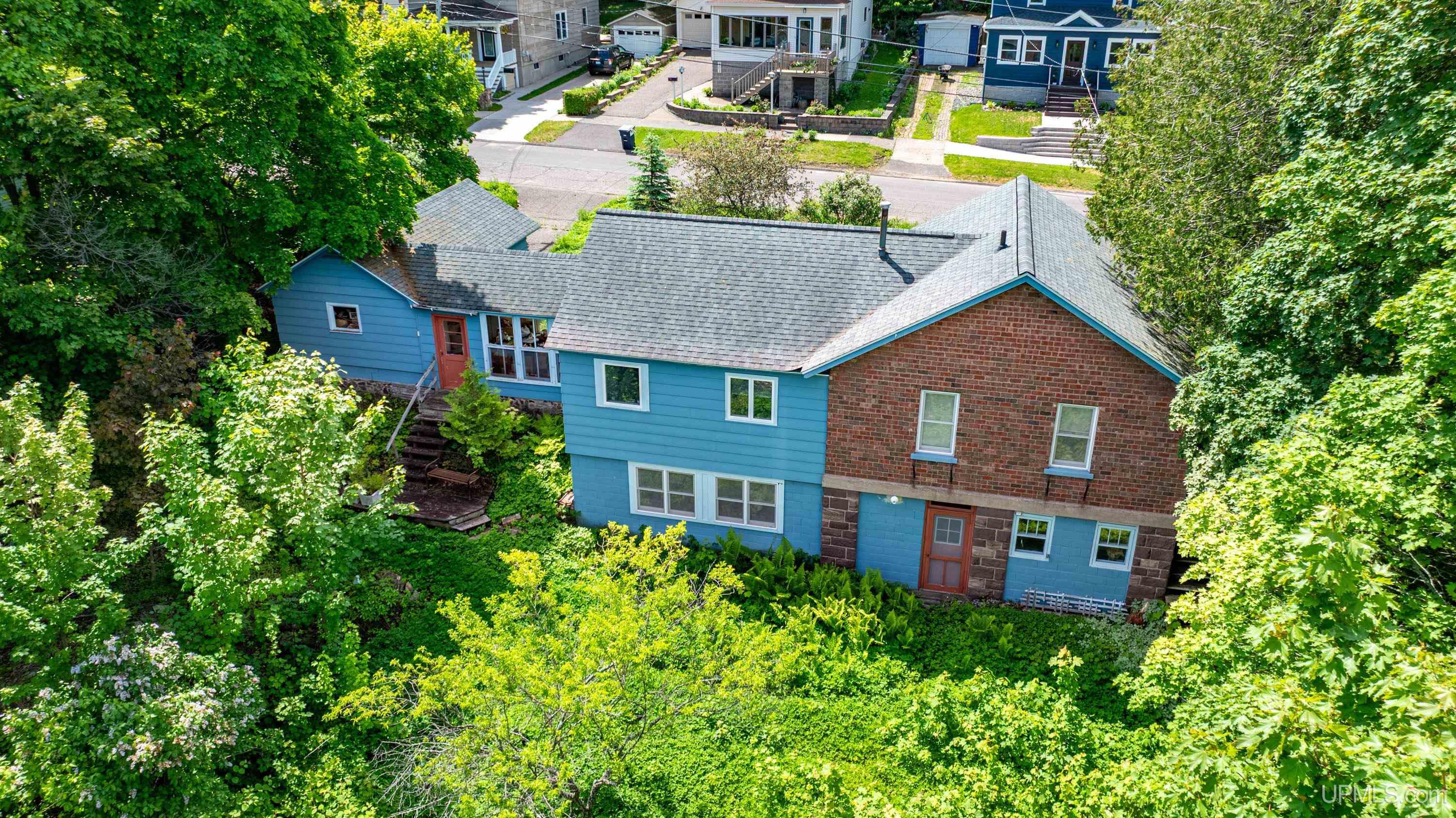 main property photo 46