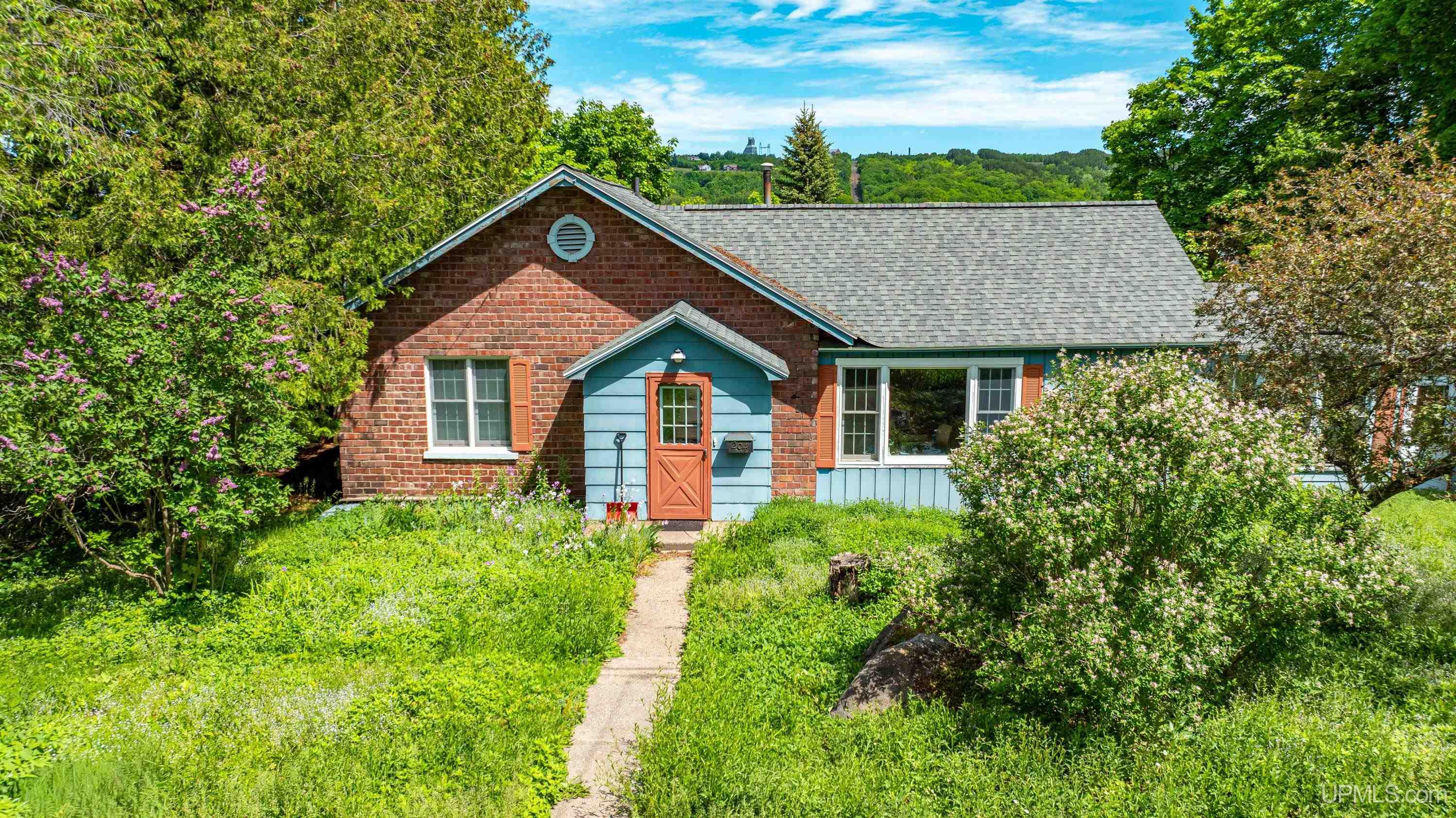 main property photo 50