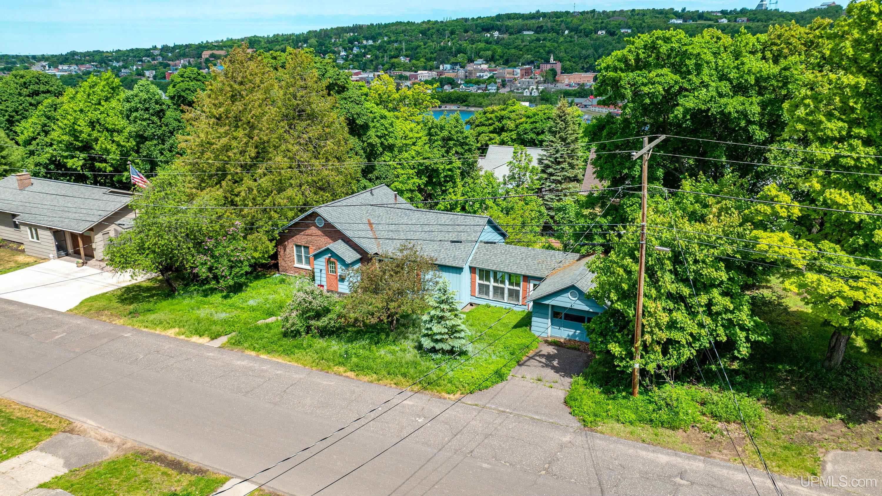 main property photo 54