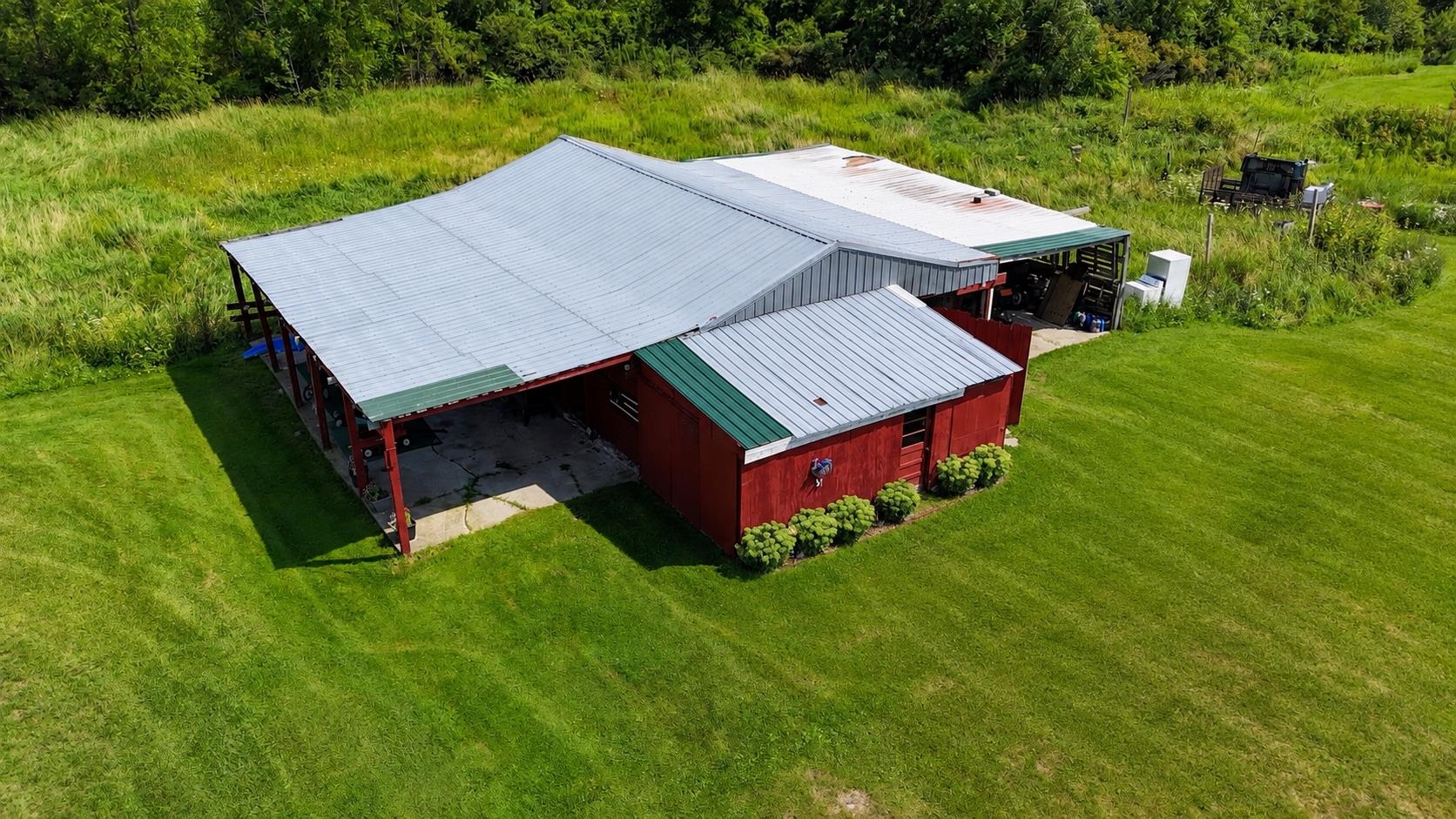 main property photo 5
