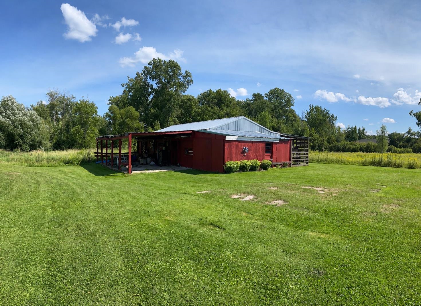 main property photo 7
