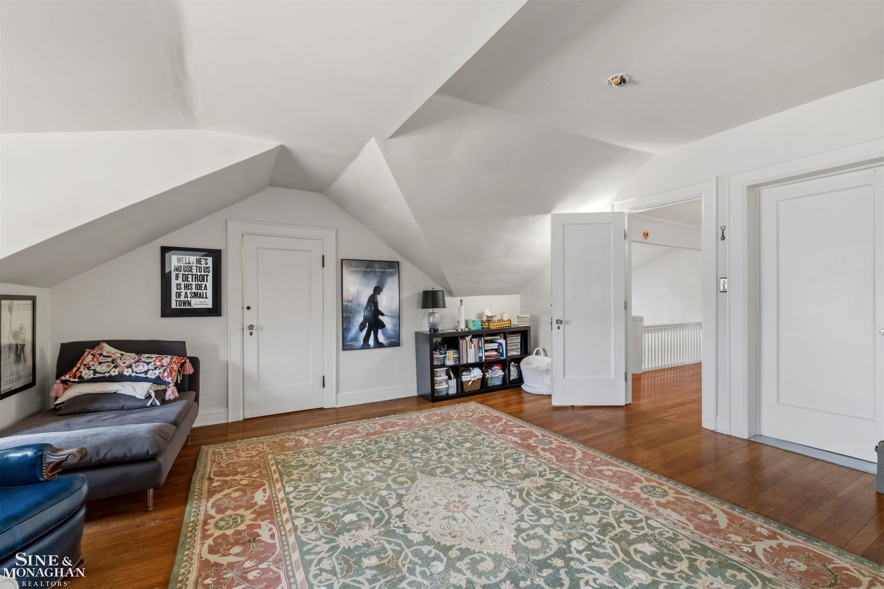 main property photo 76
