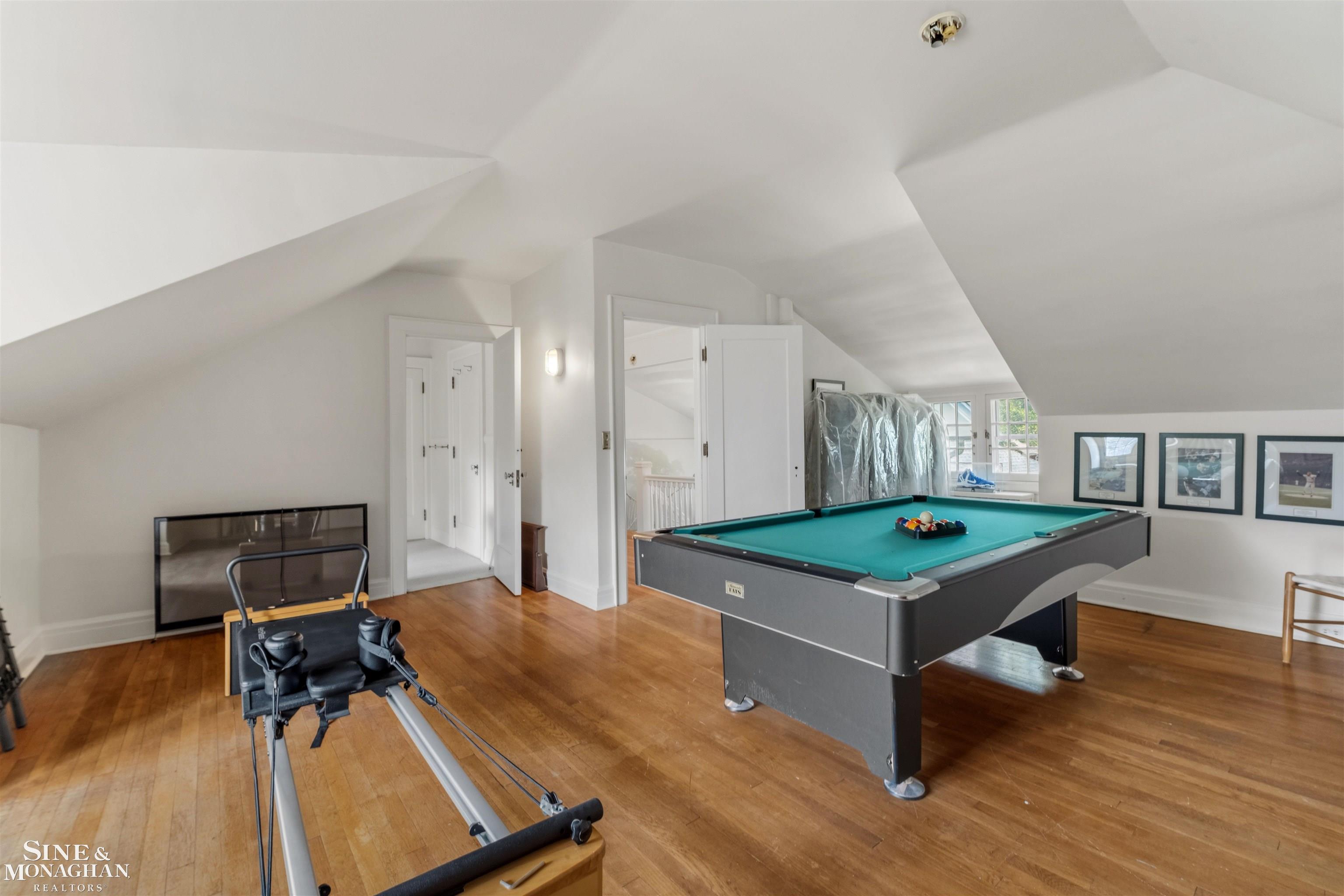 main property photo 79