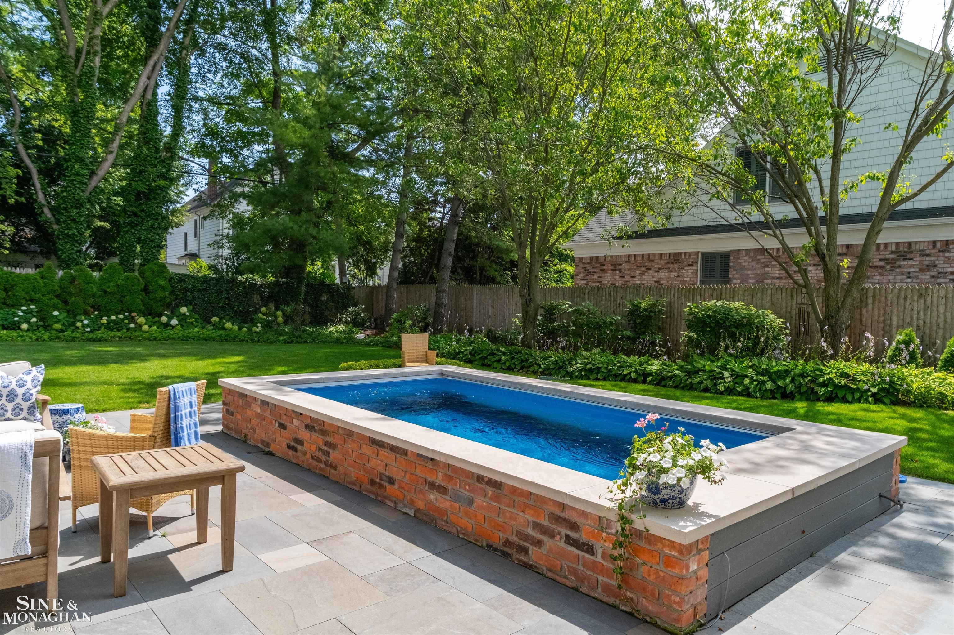 main property photo 89