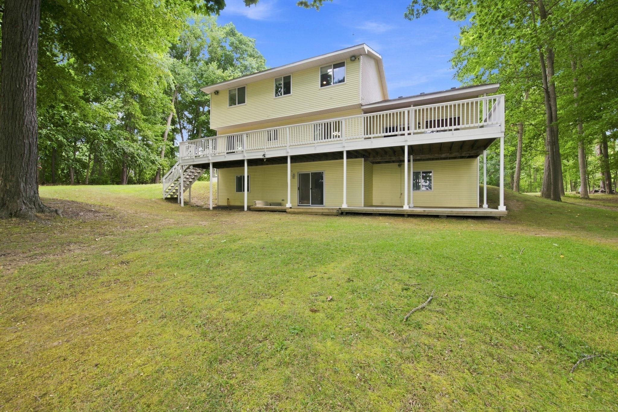 main property photo 45