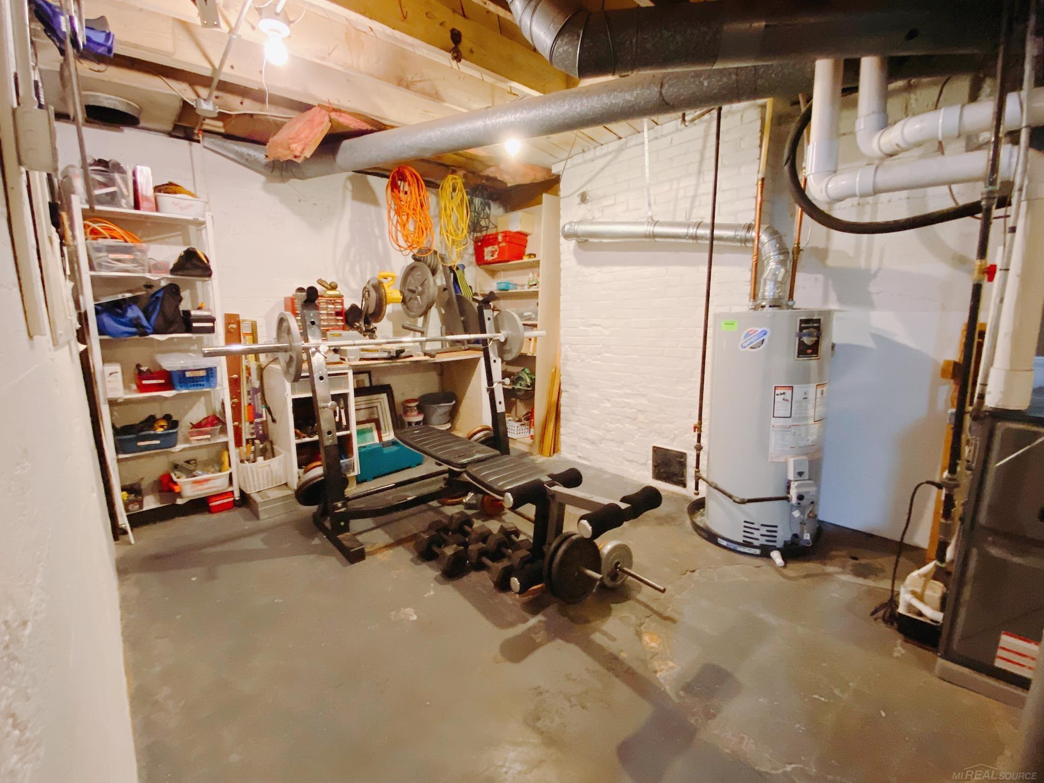main property photo 31