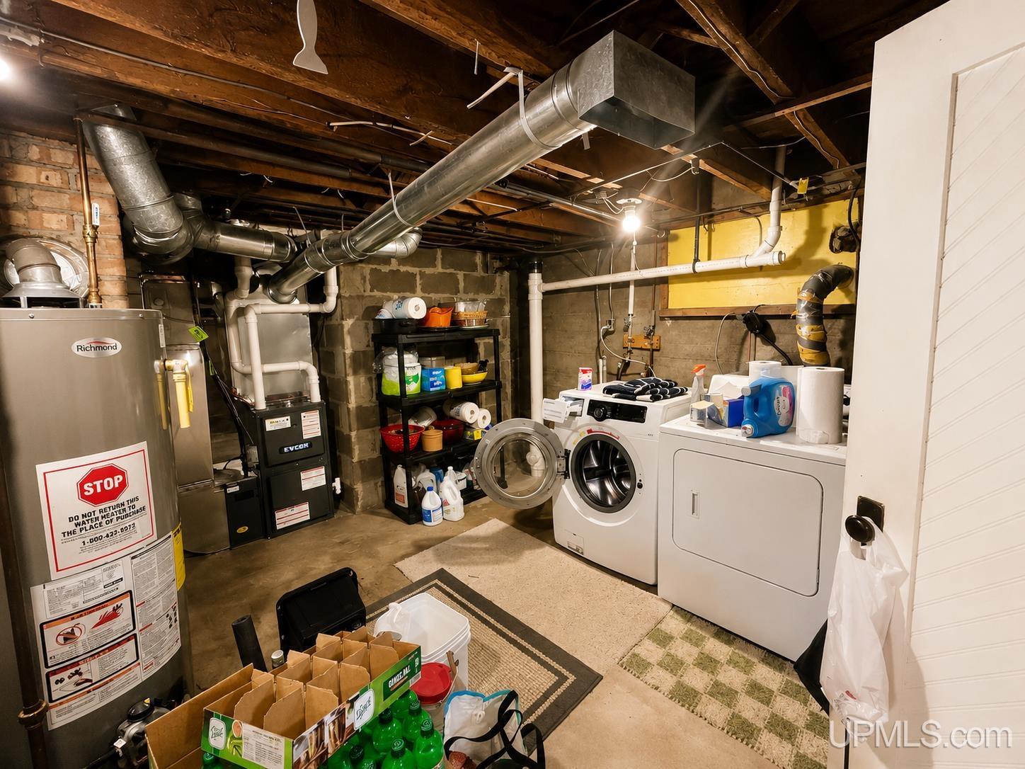 main property photo 16