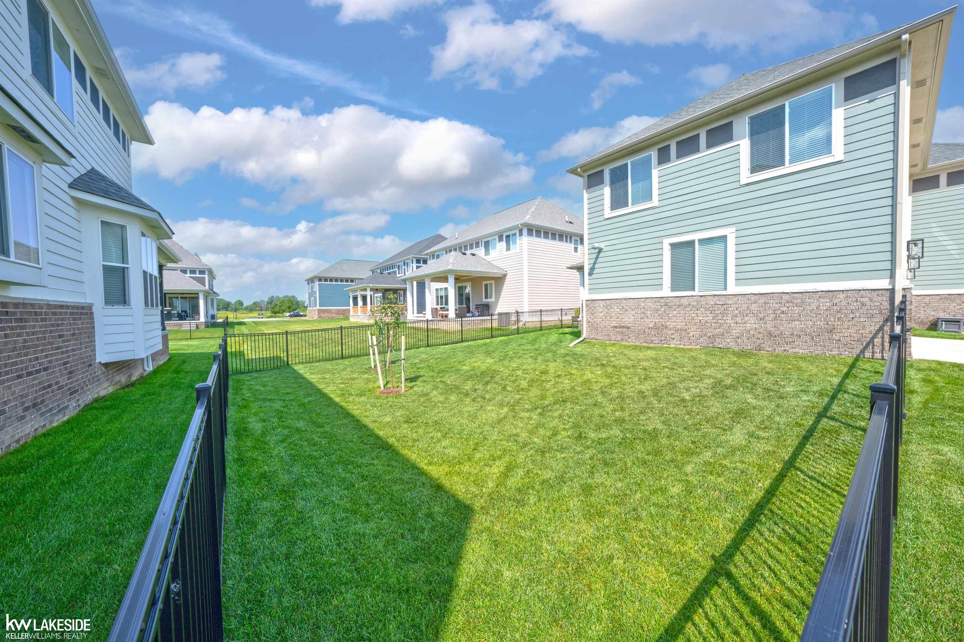 main property photo 59
