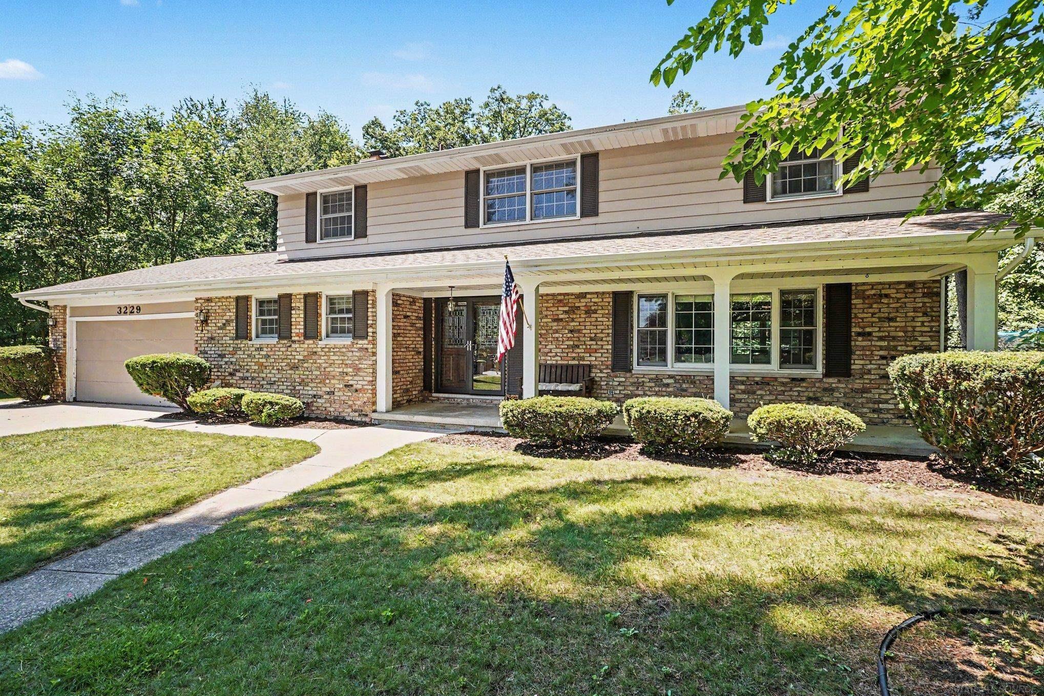main property photo 28