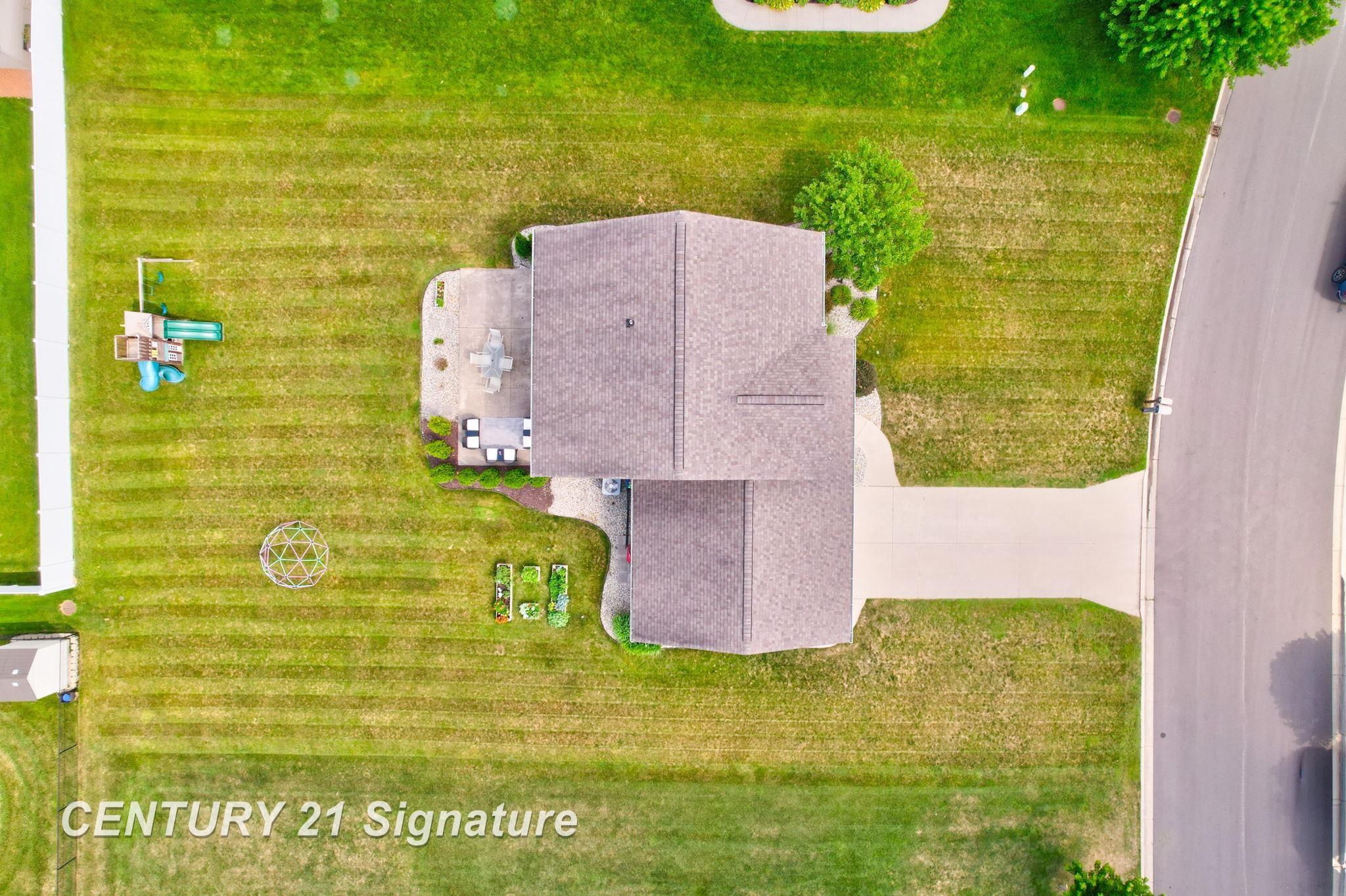 main property photo 52
