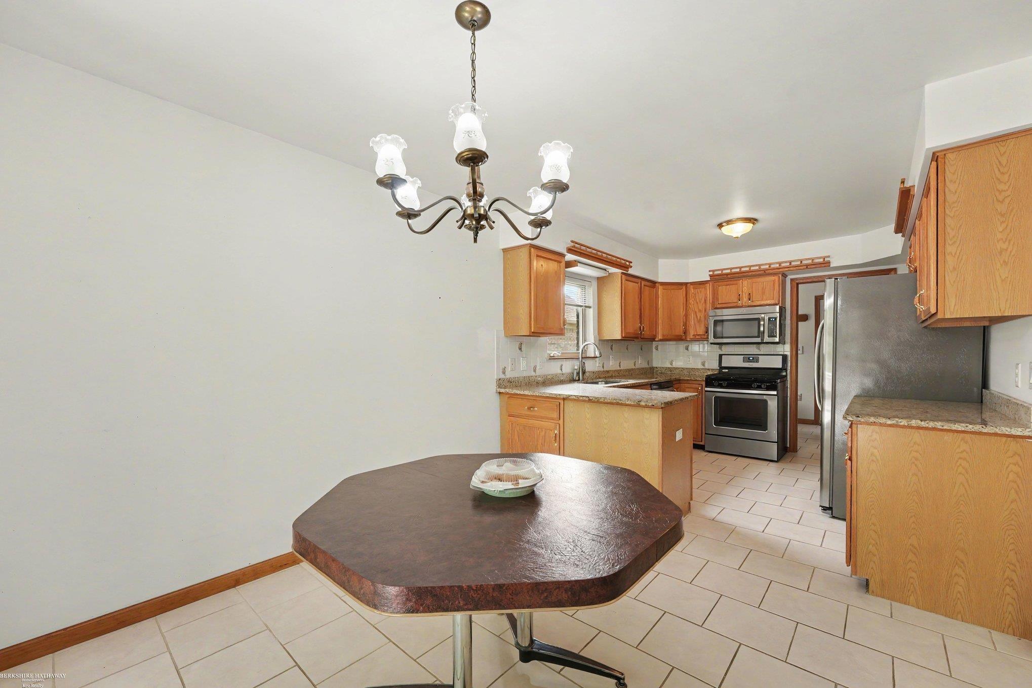 property viewer photo 6