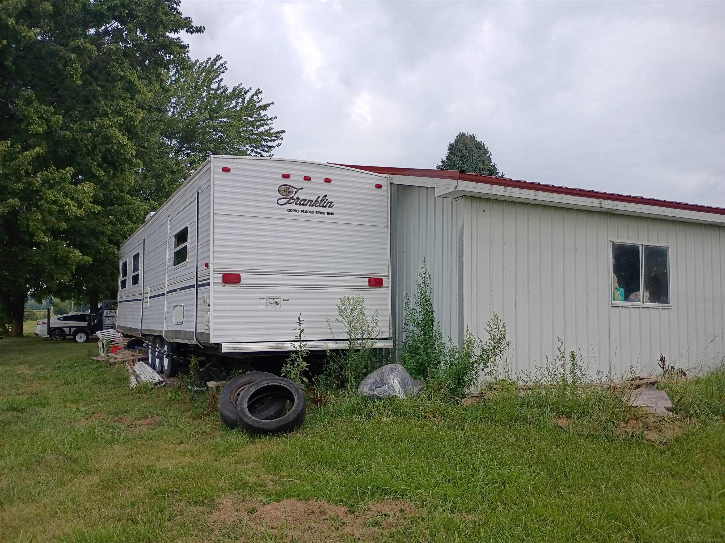 main property photo 6