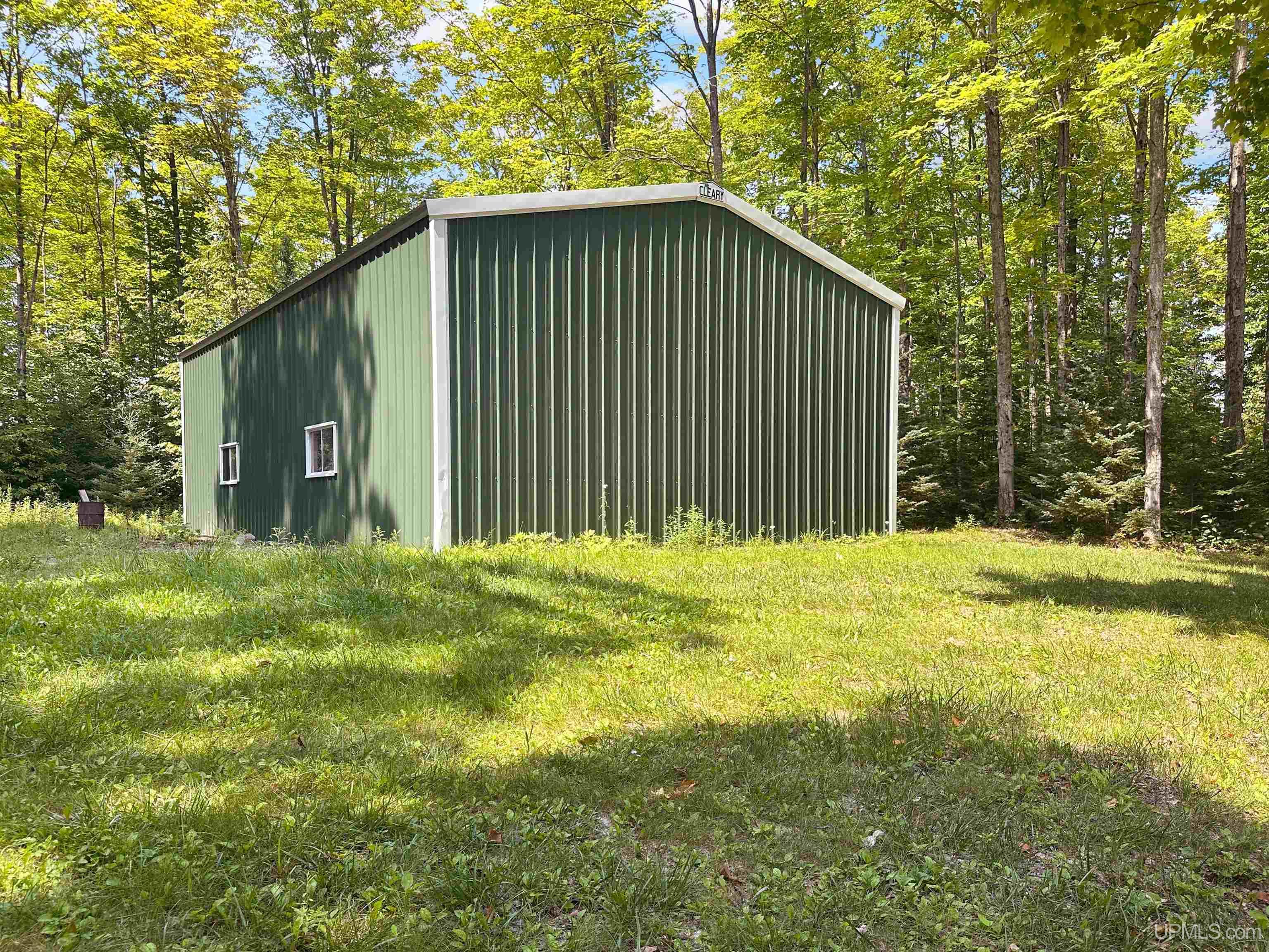 main property photo 31