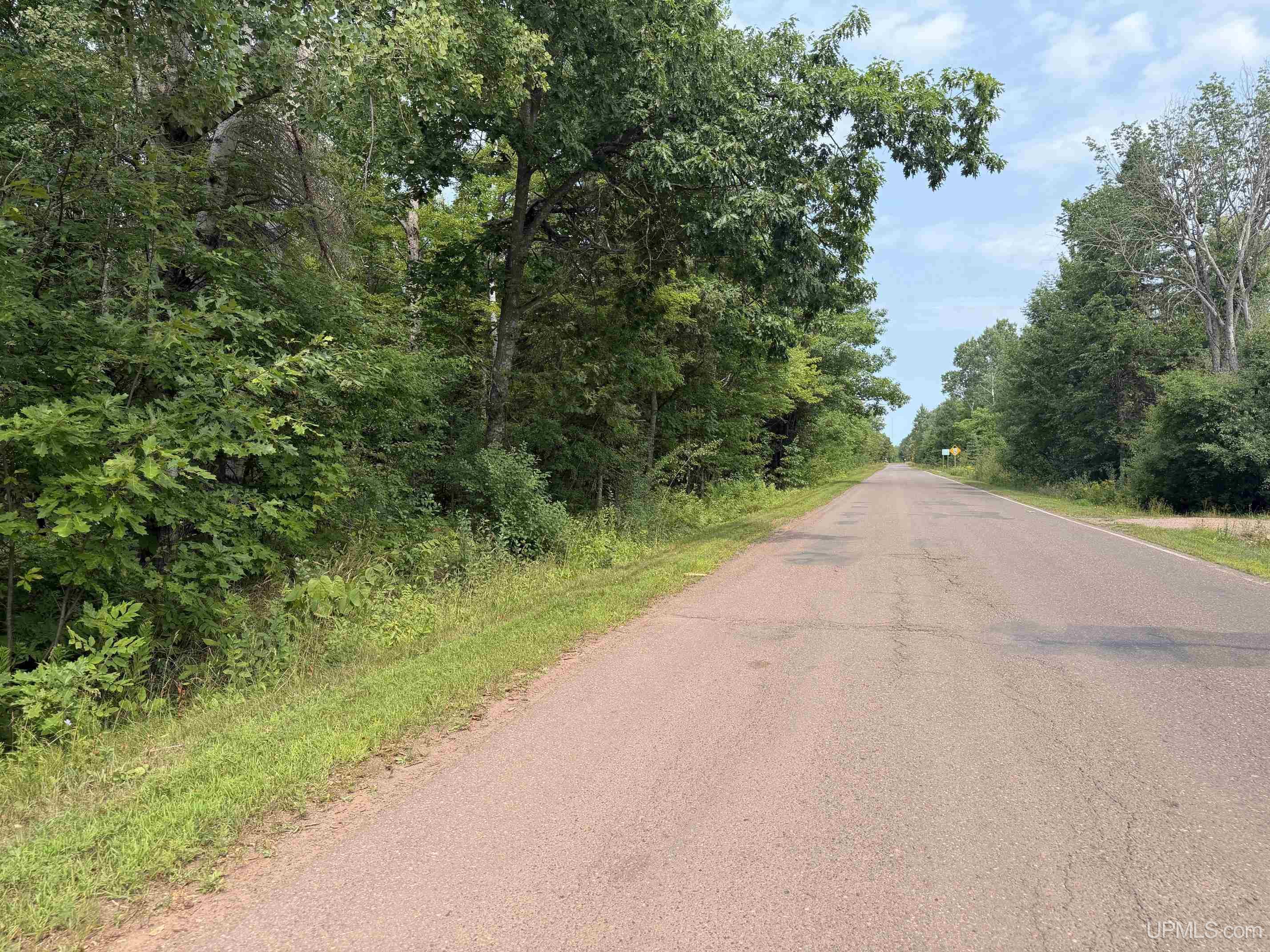 main property photo 0