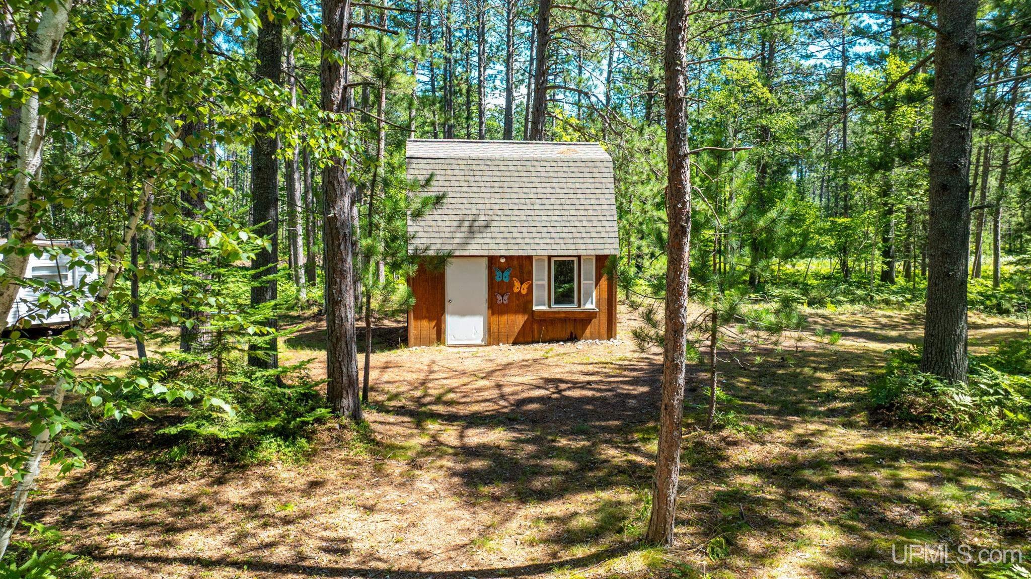 main property photo 7