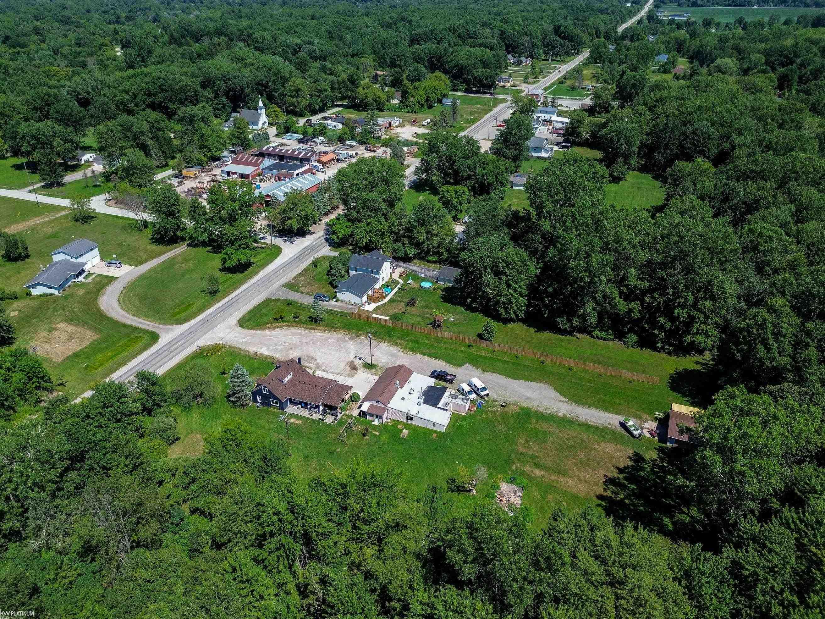 main property photo 38