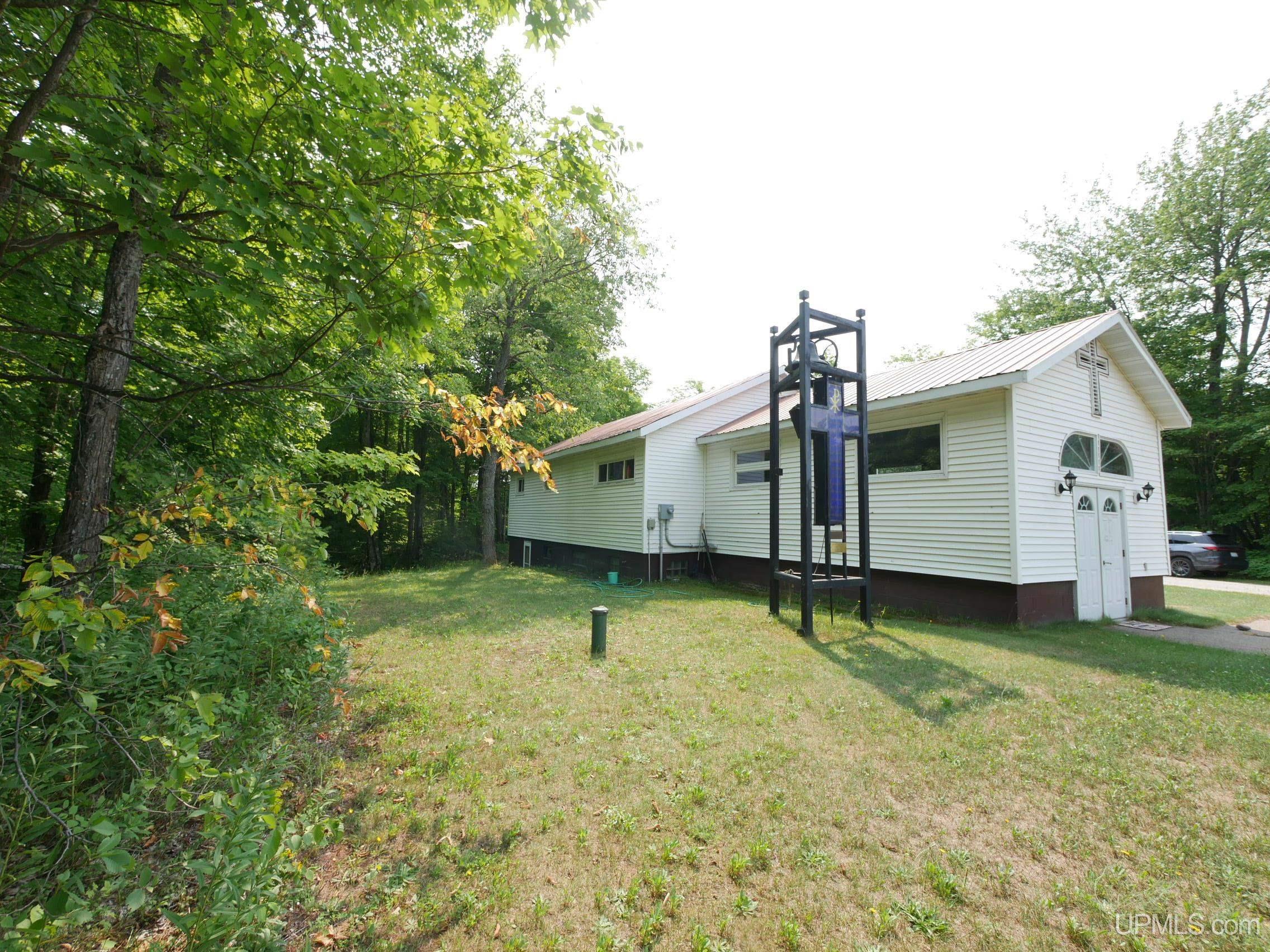 main property photo 9
