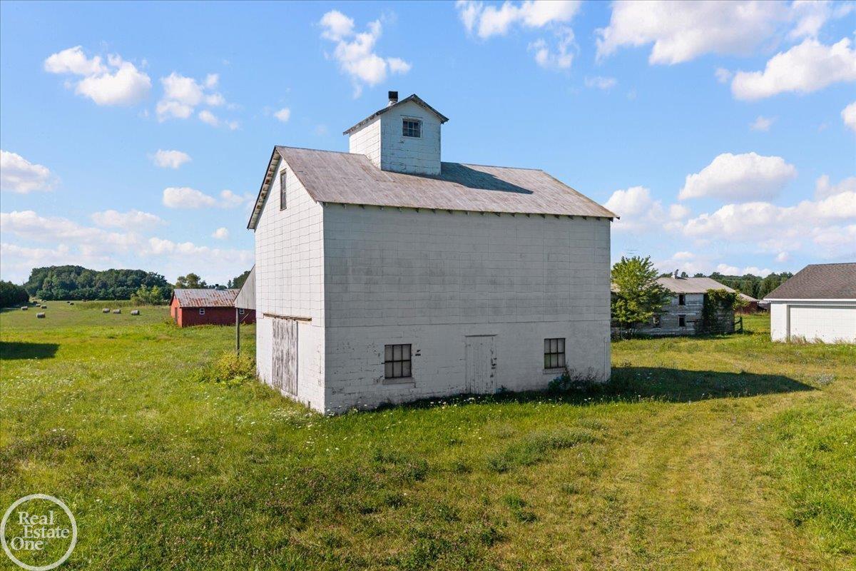 main property photo 56