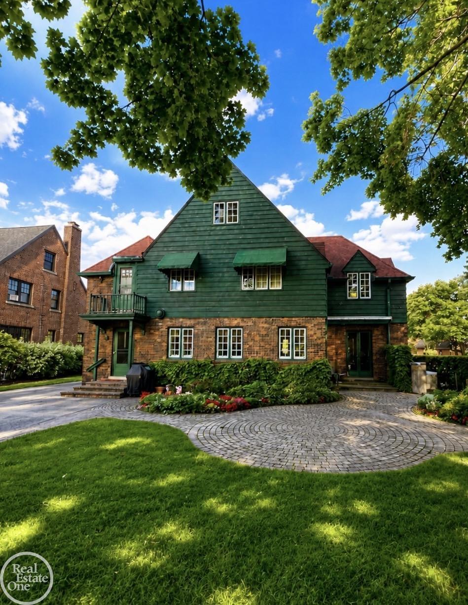 main property photo 40