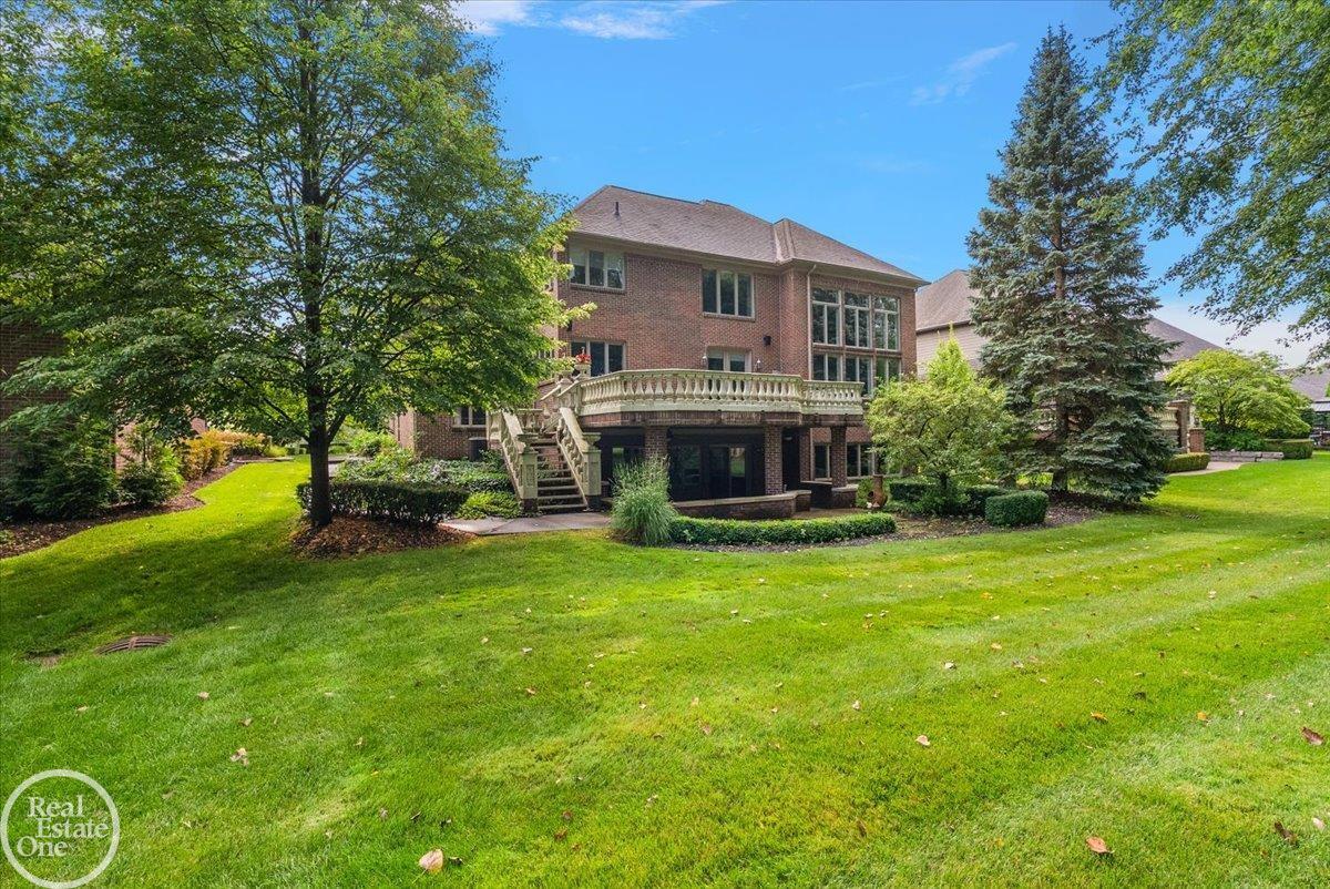 main property photo 6