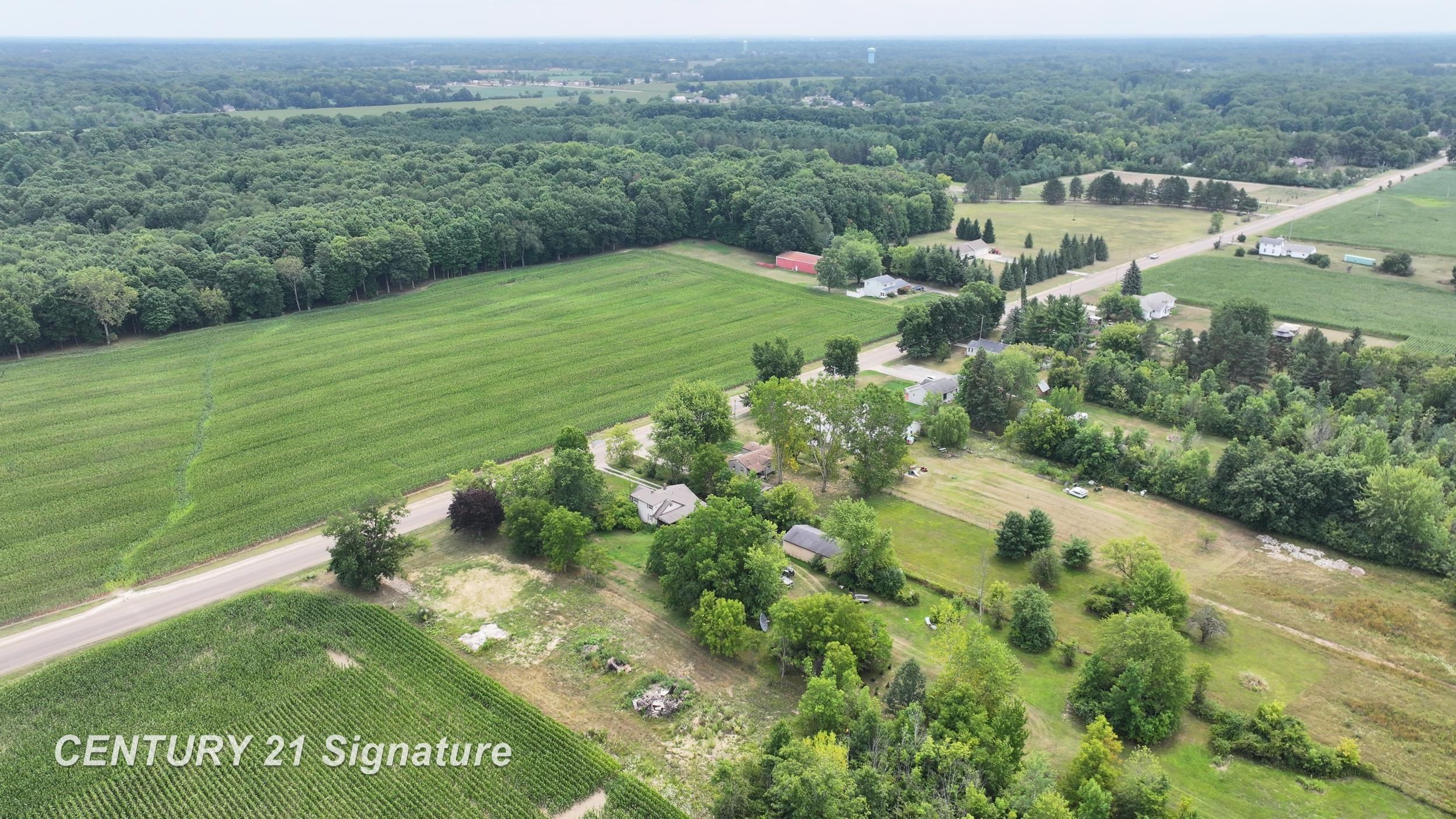 main property photo 13