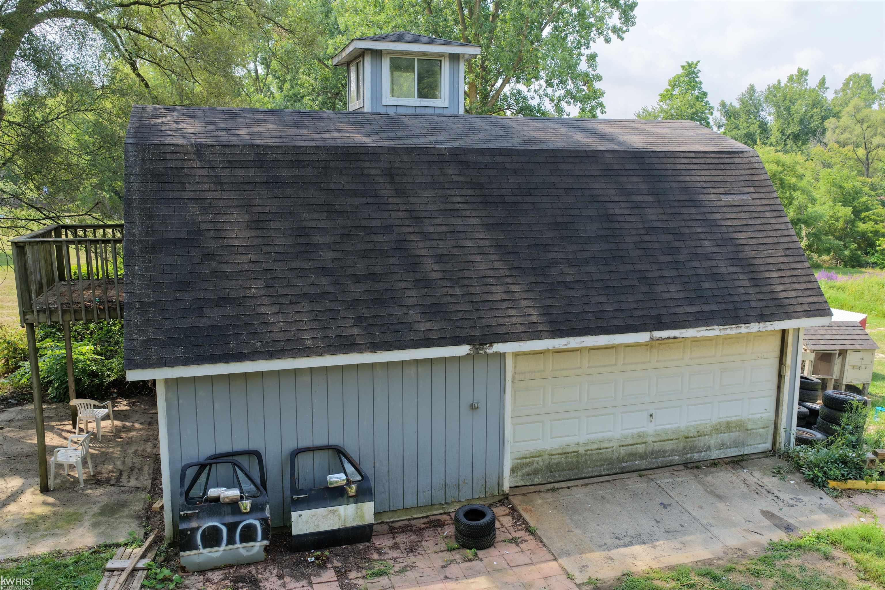 main property photo 22