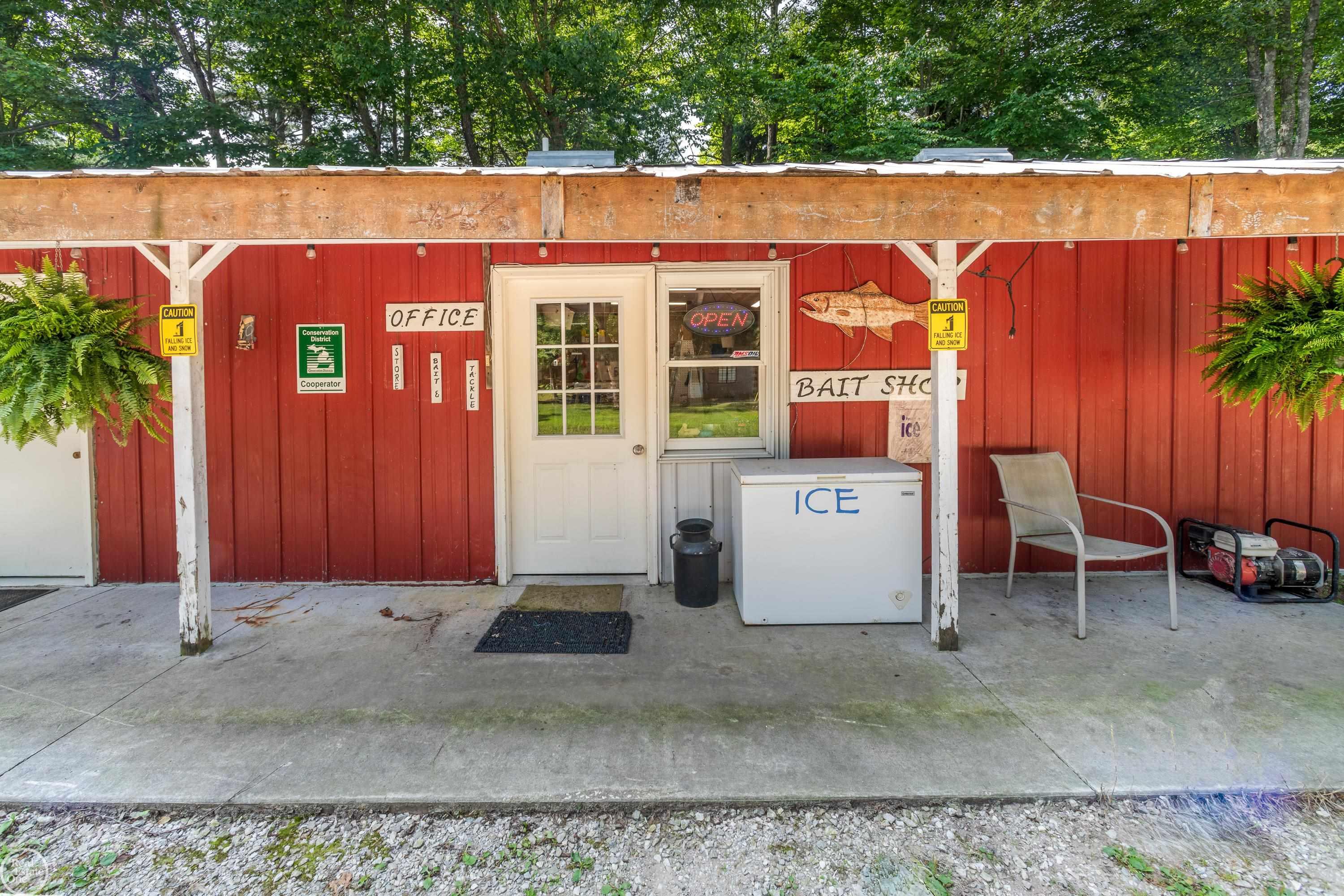 main property photo 15