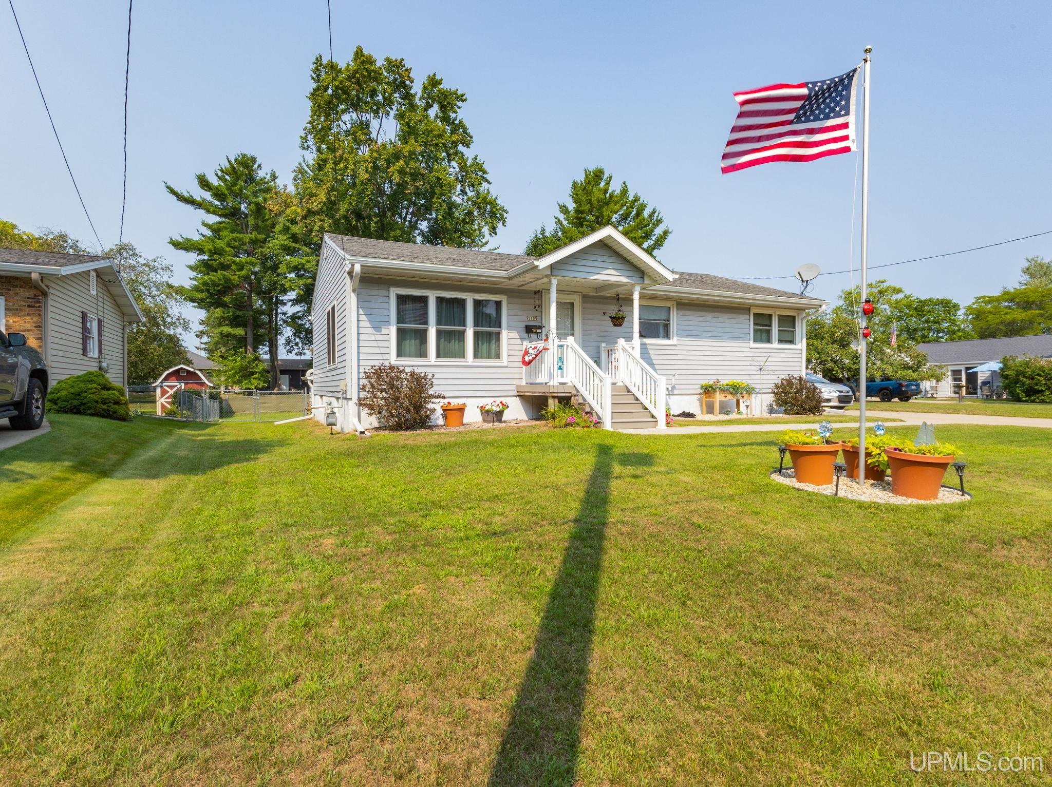 main property photo 23