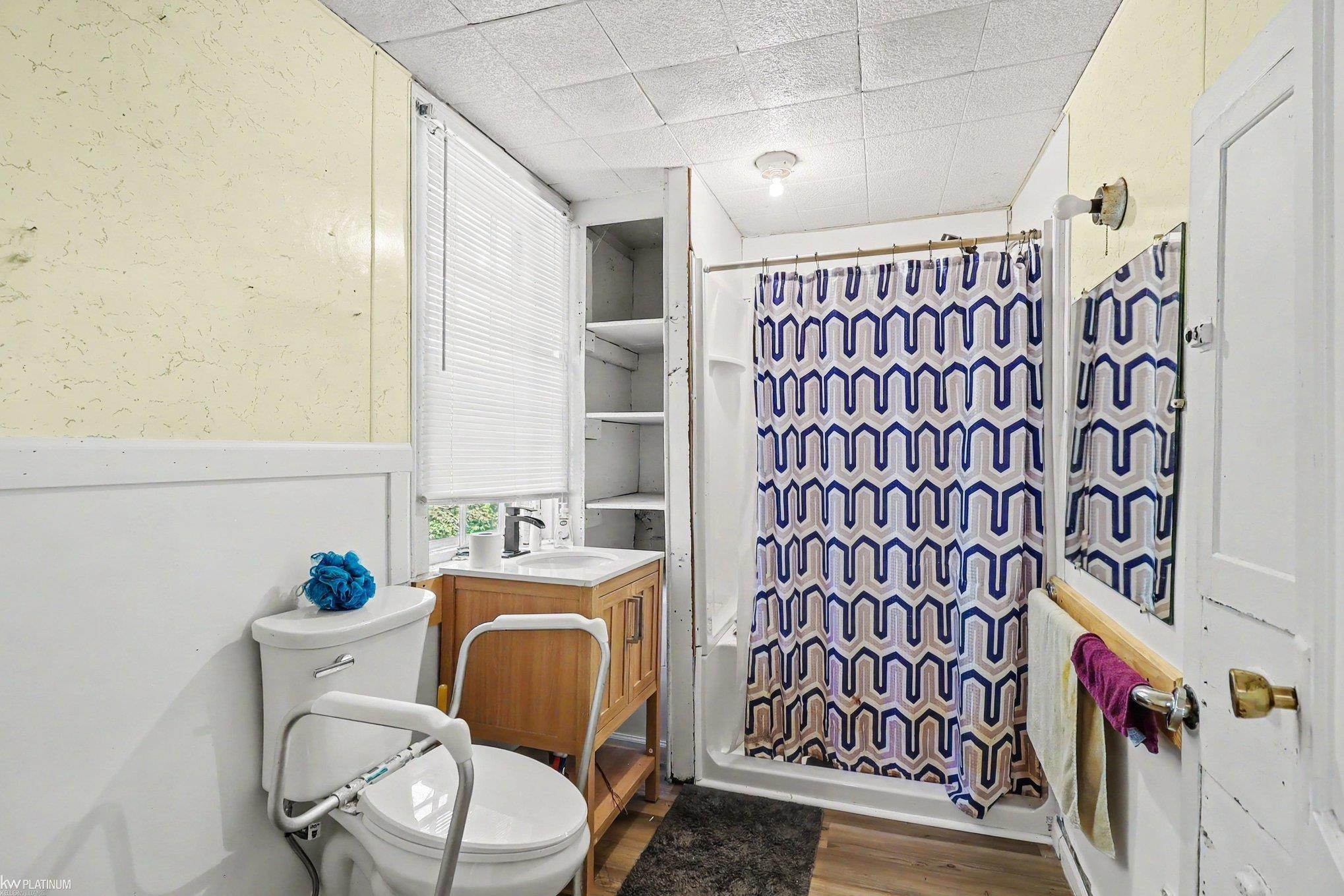 main property photo 17