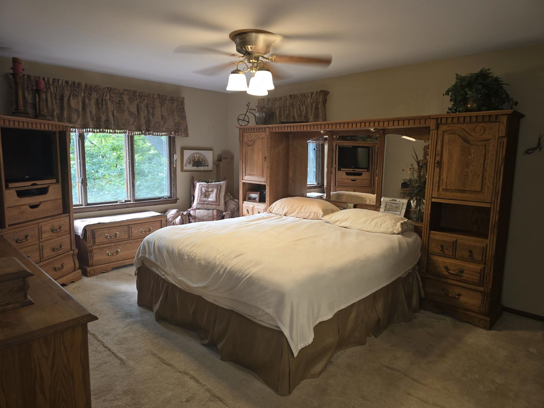 main property photo 51