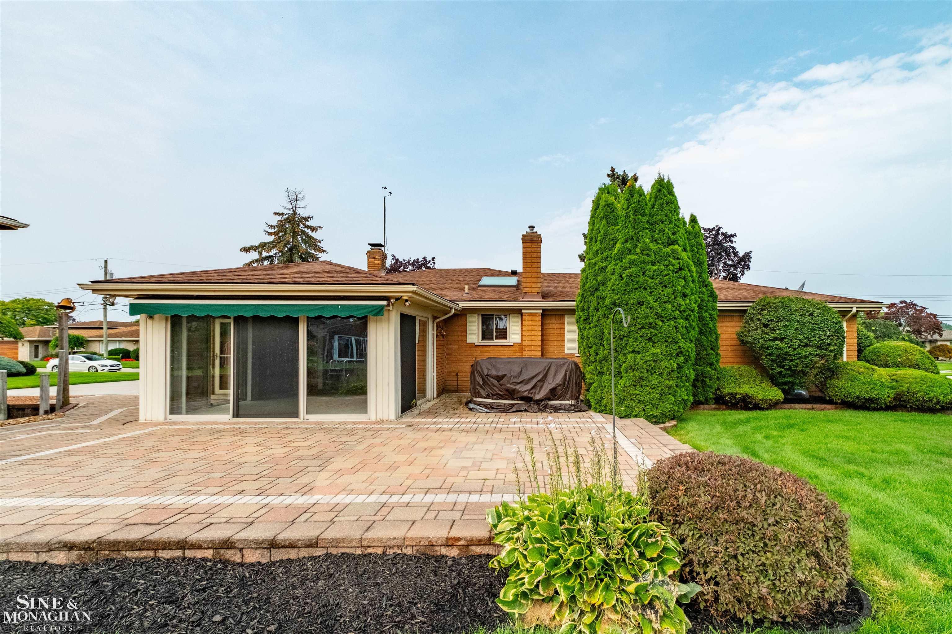 main property photo 44
