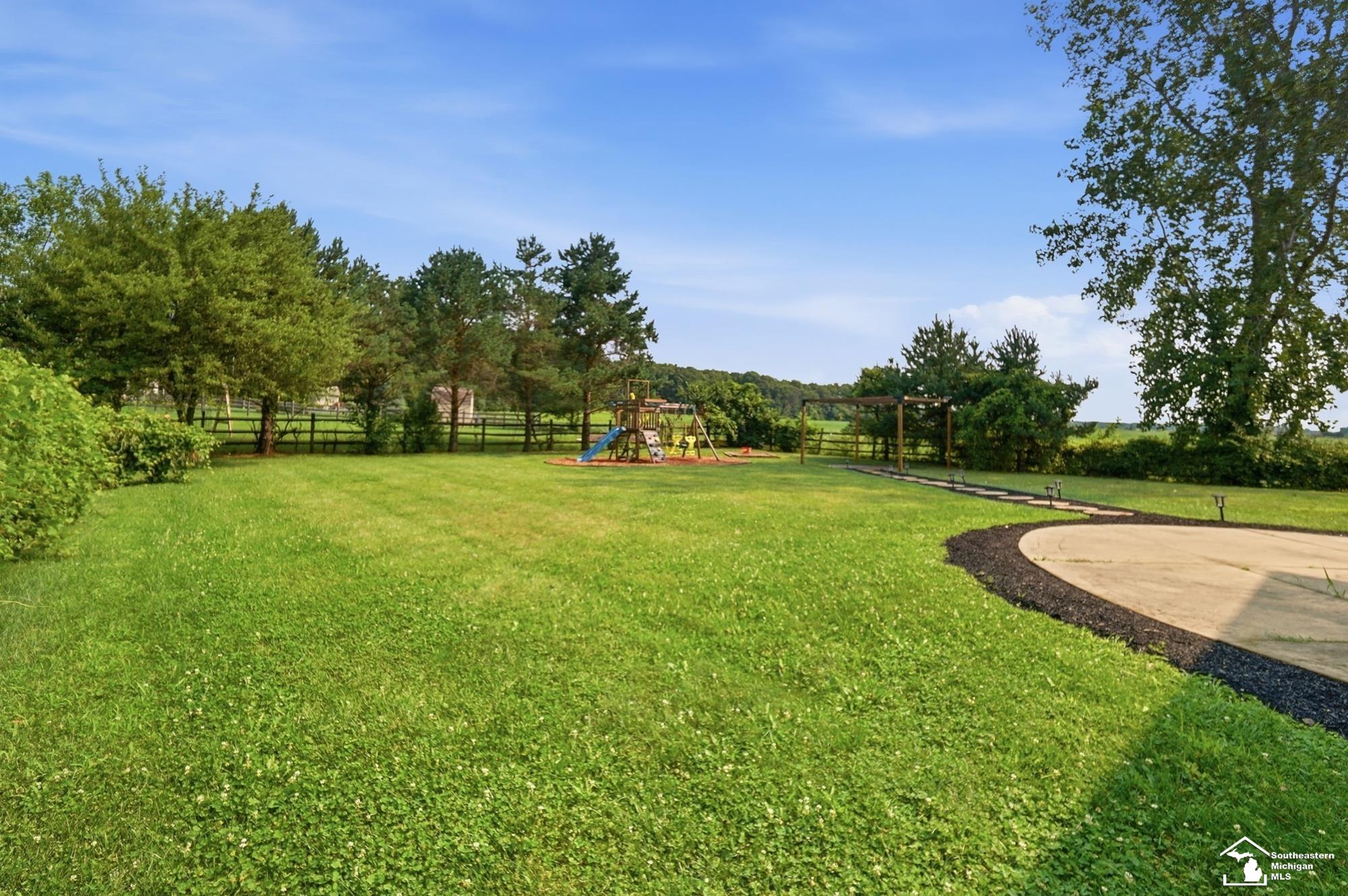 main property photo 59