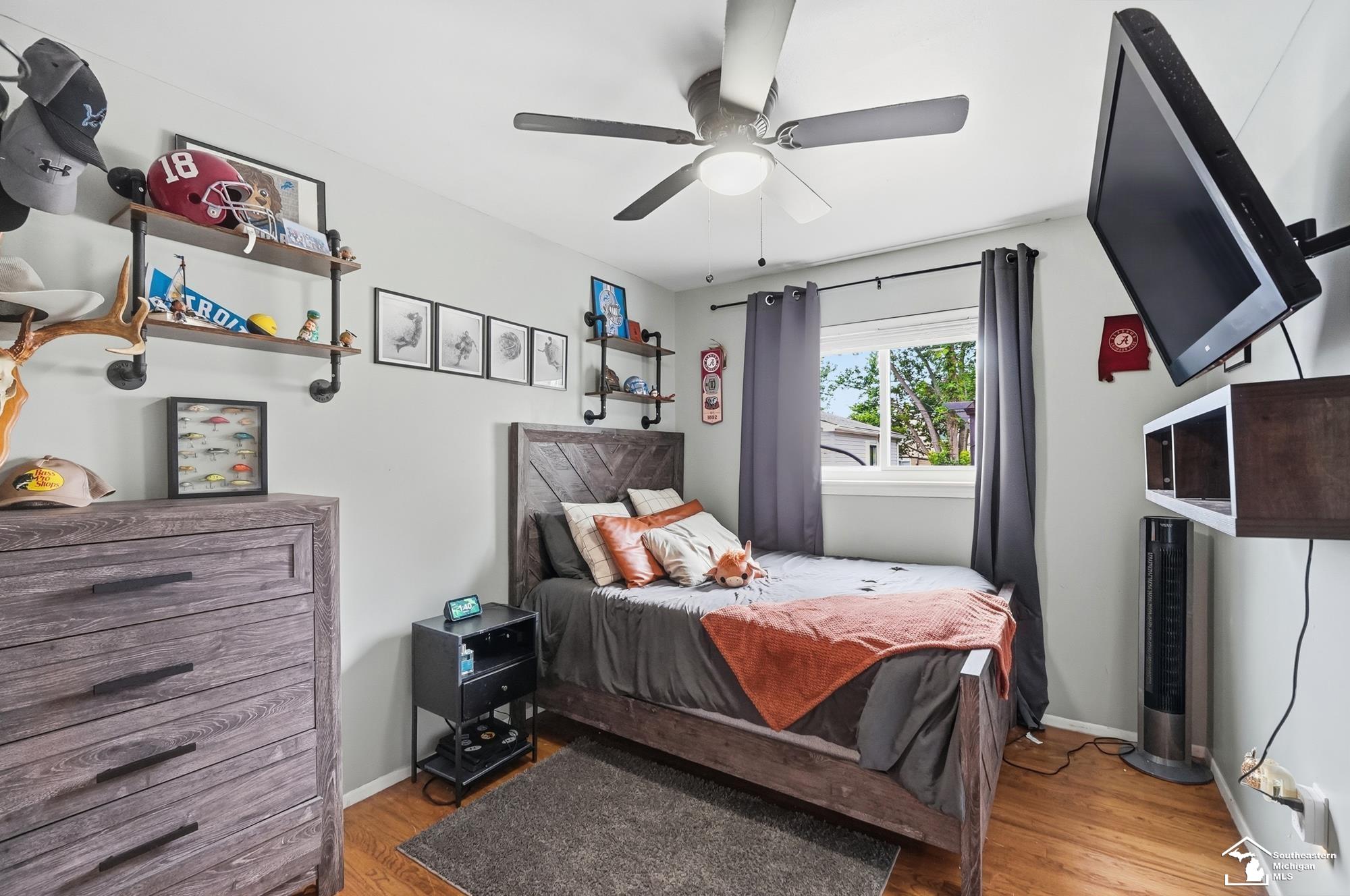 main property photo 23