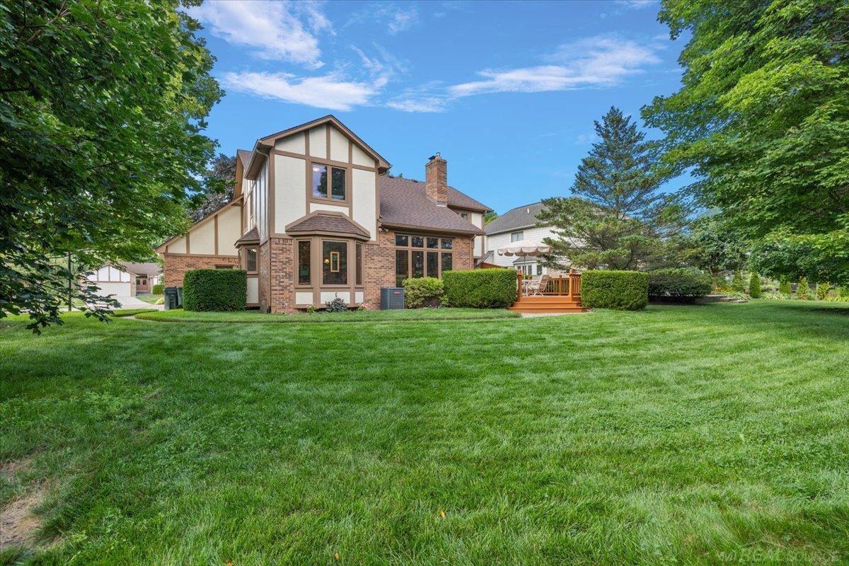 main property photo 11