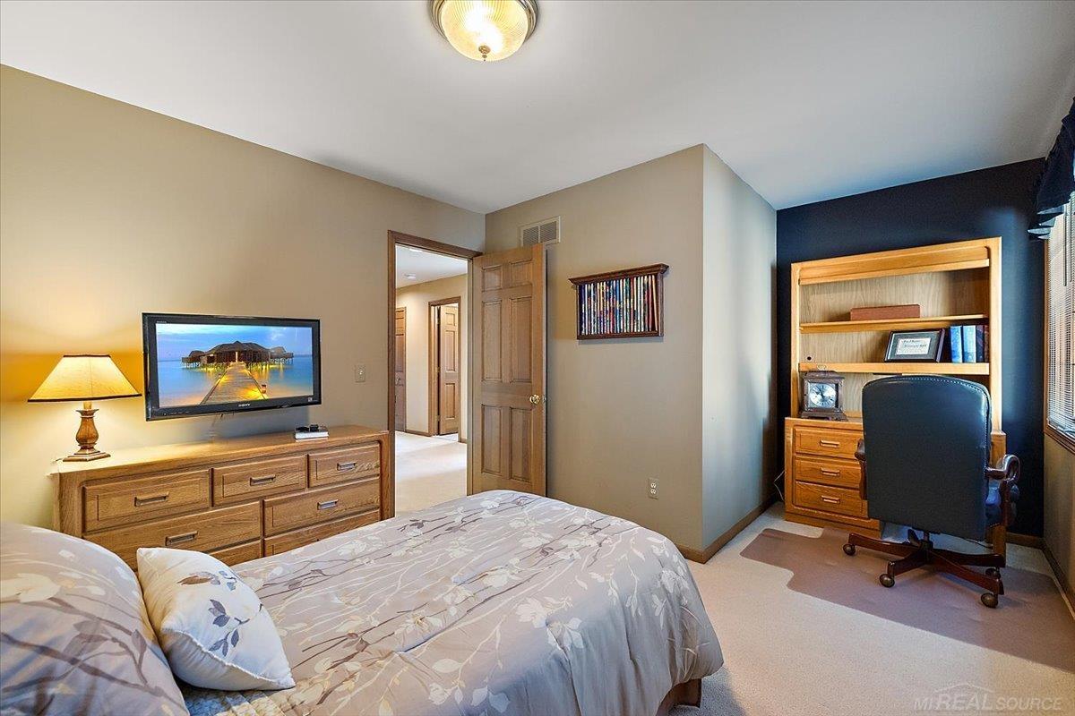 main property photo 61