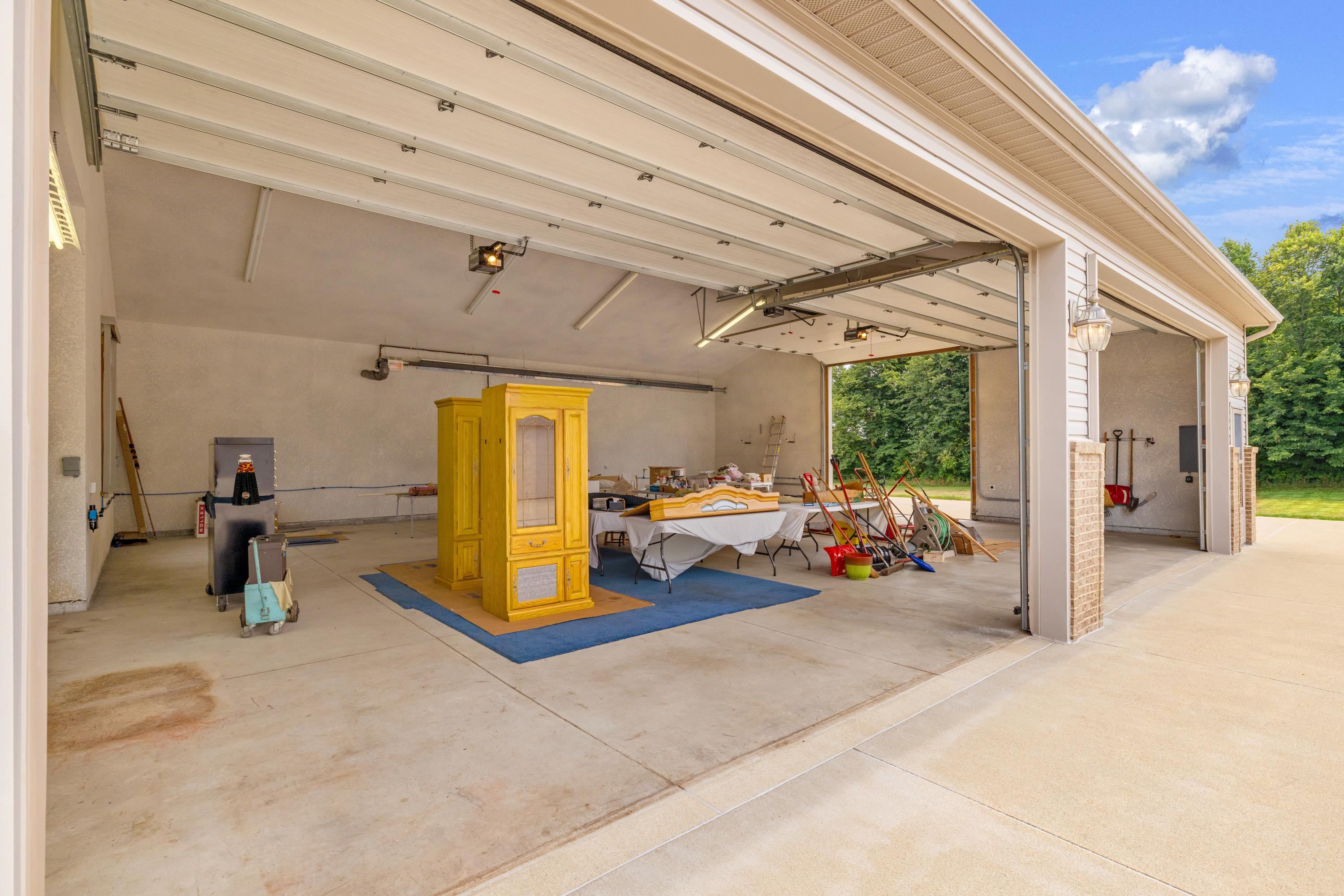 main property photo 60