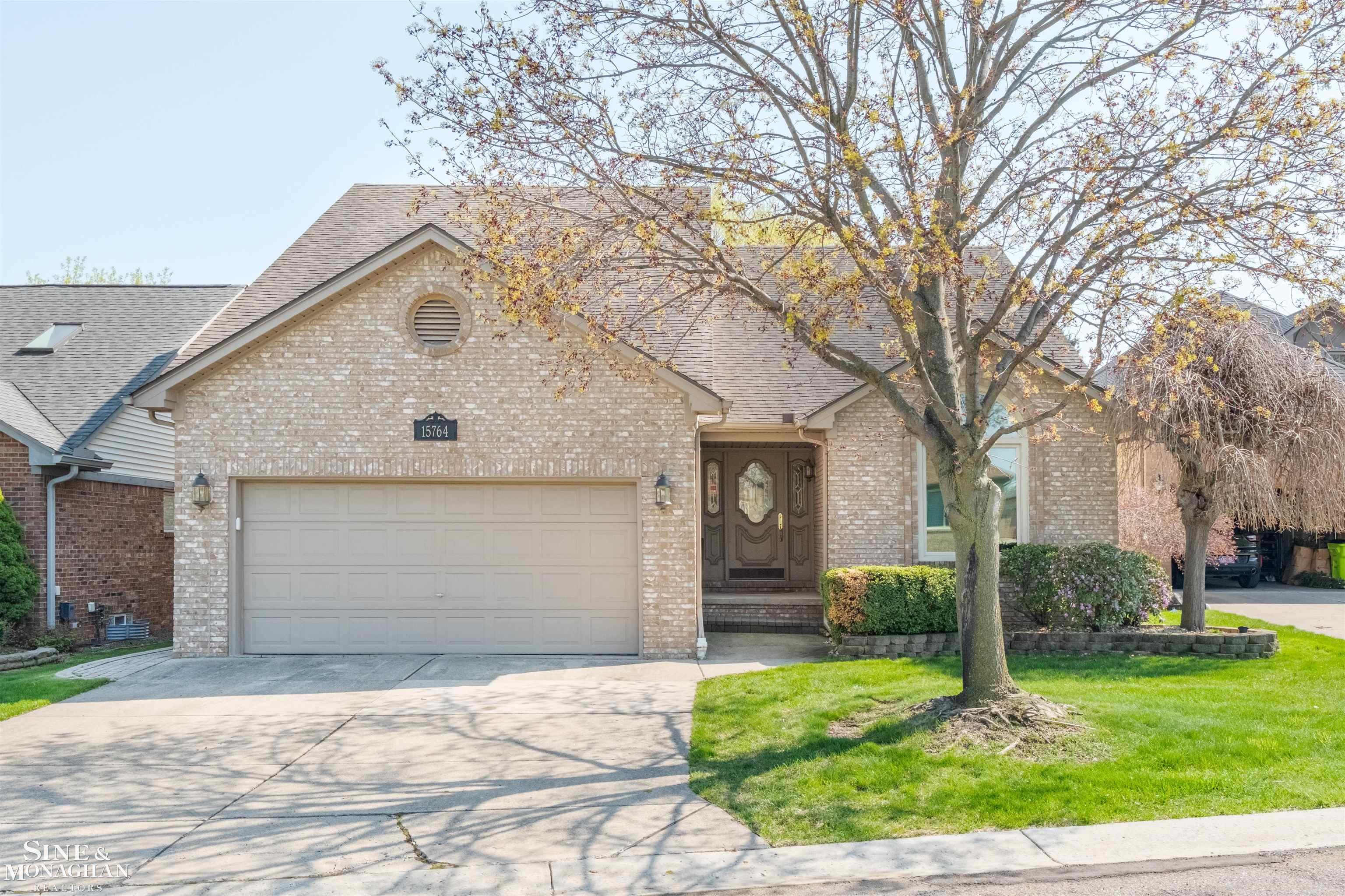 main property photo 0