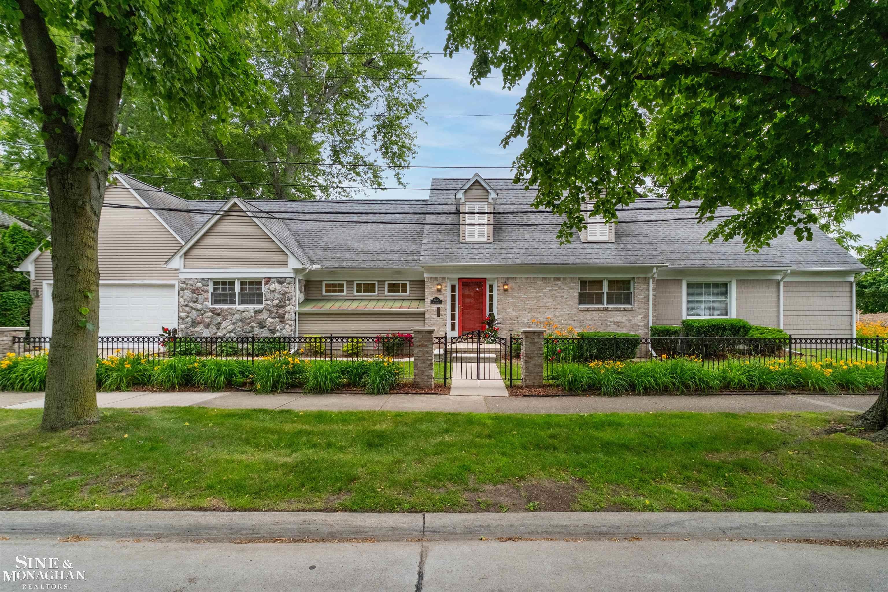 main property photo 46