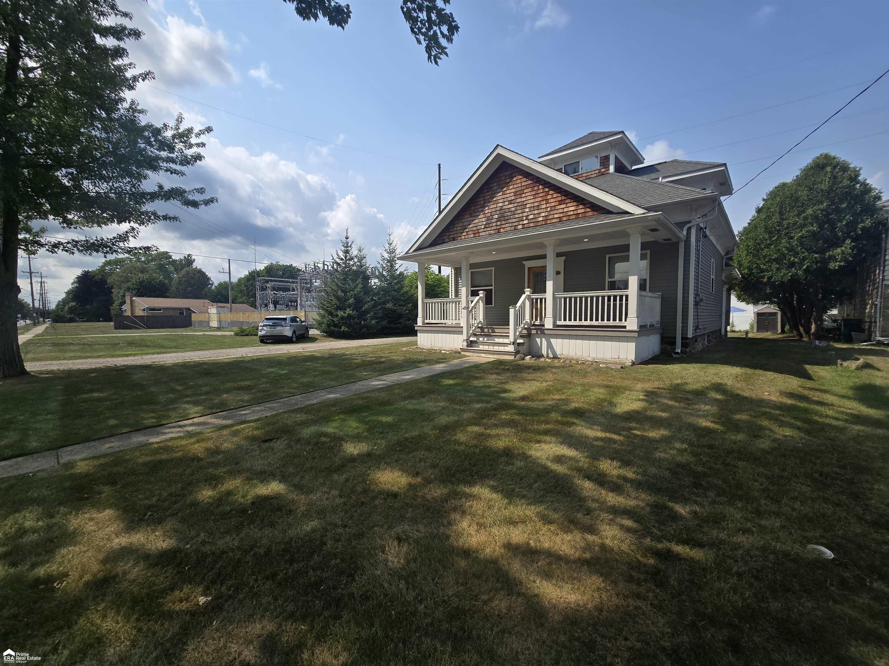 main property photo 34