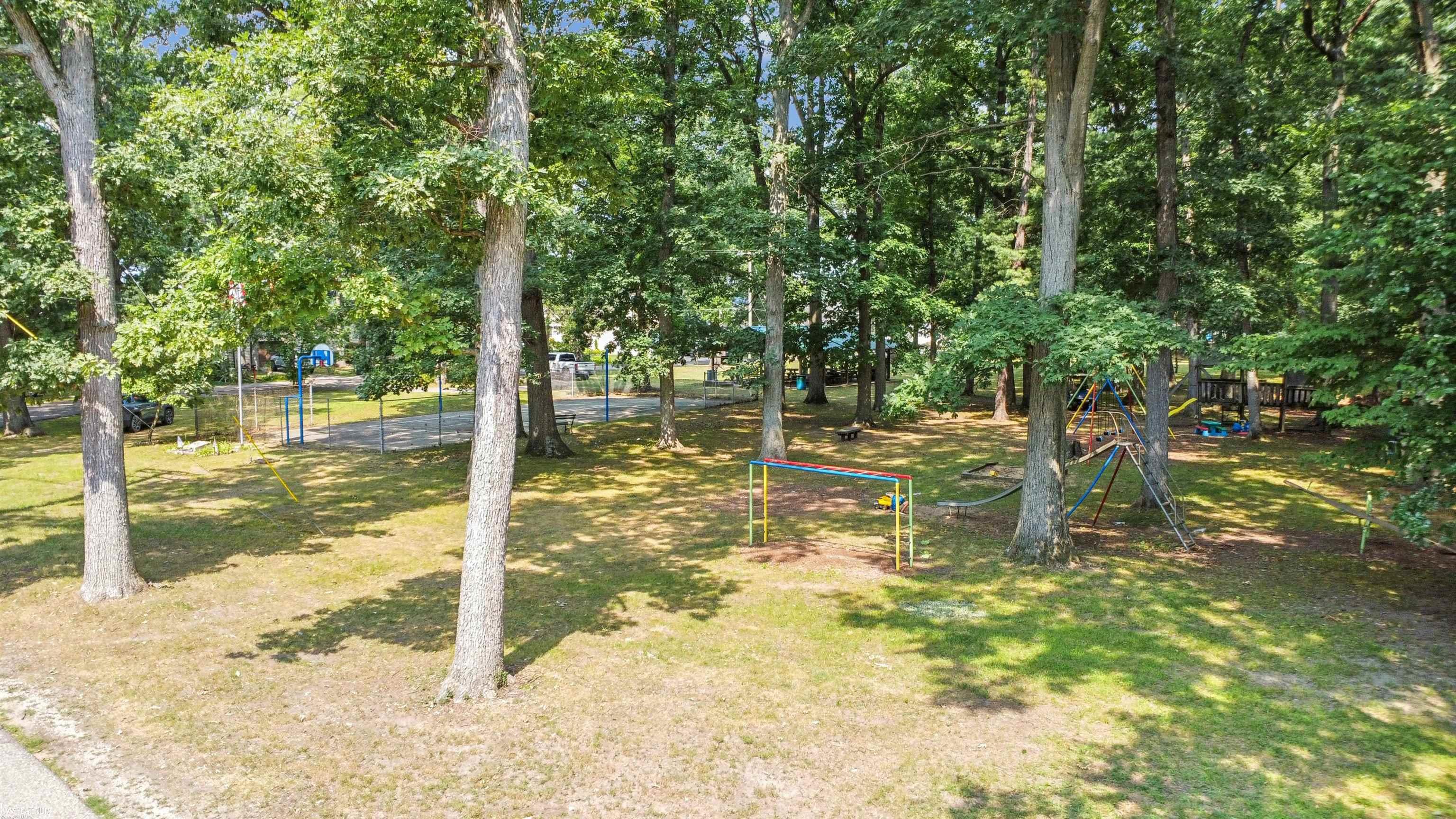 main property photo 29