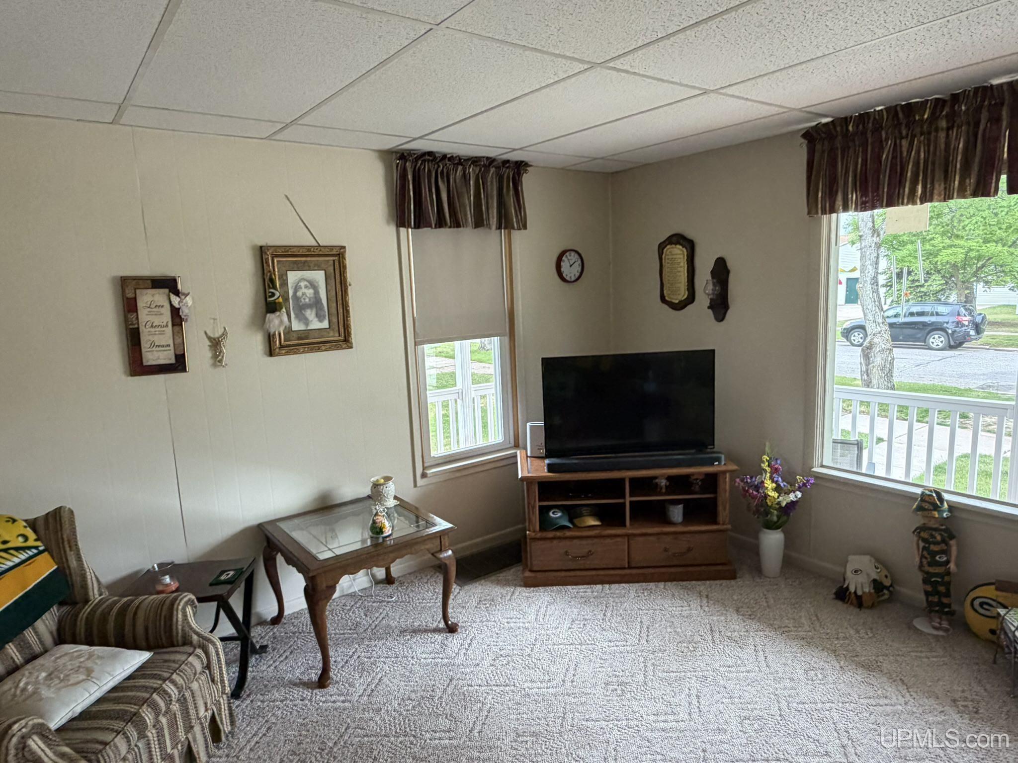 main property photo 13