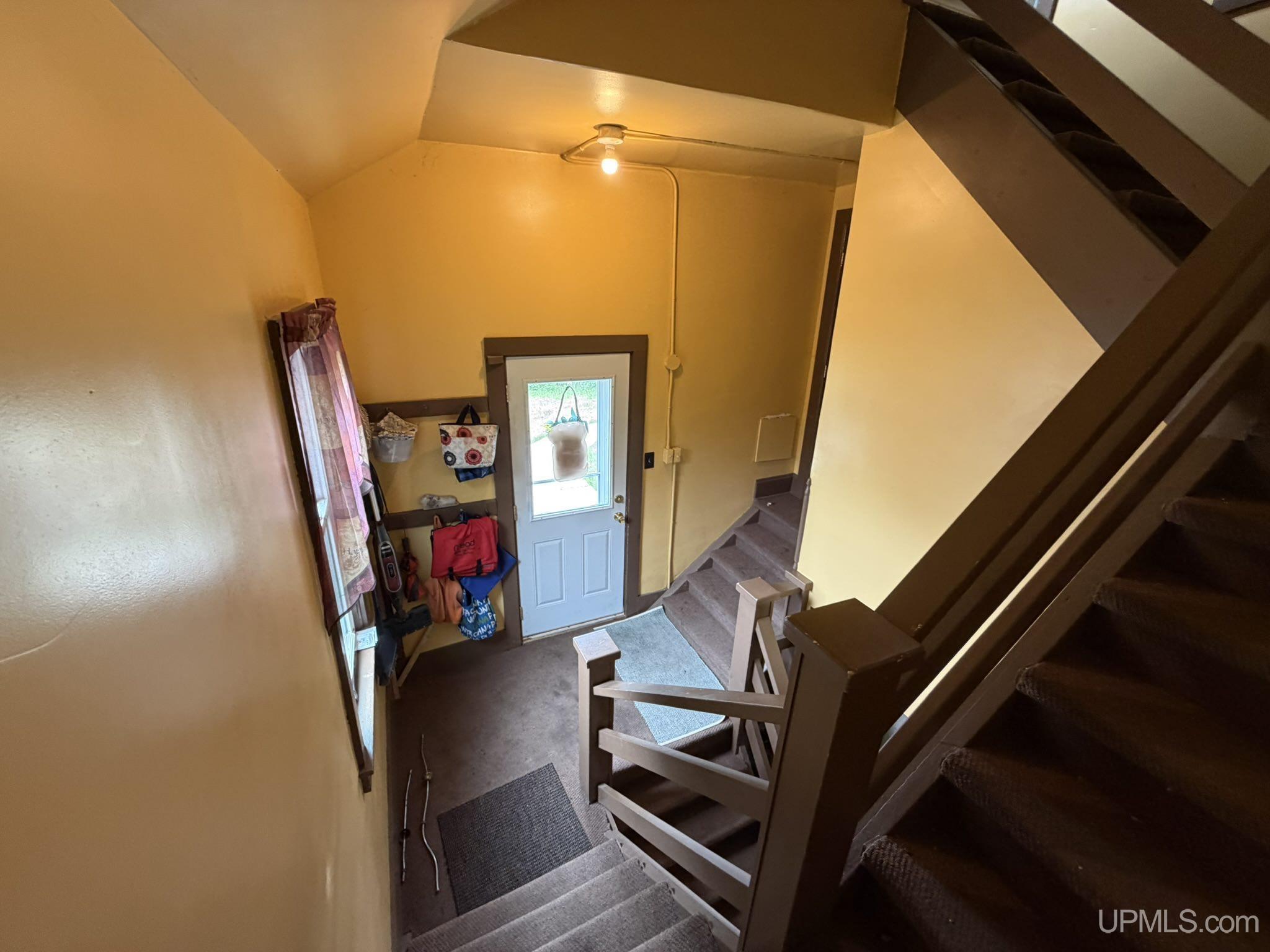 main property photo 50
