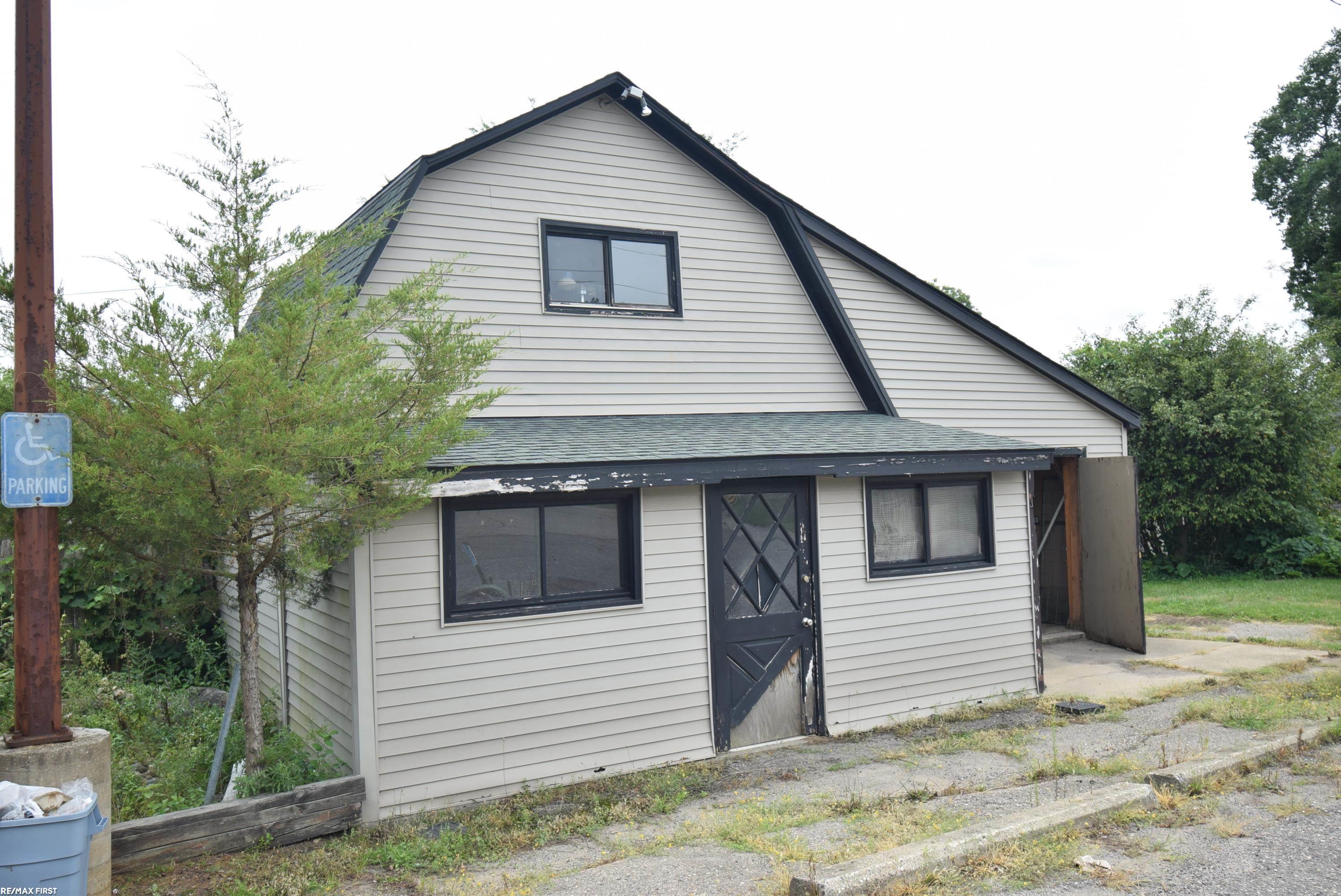 main property photo 46