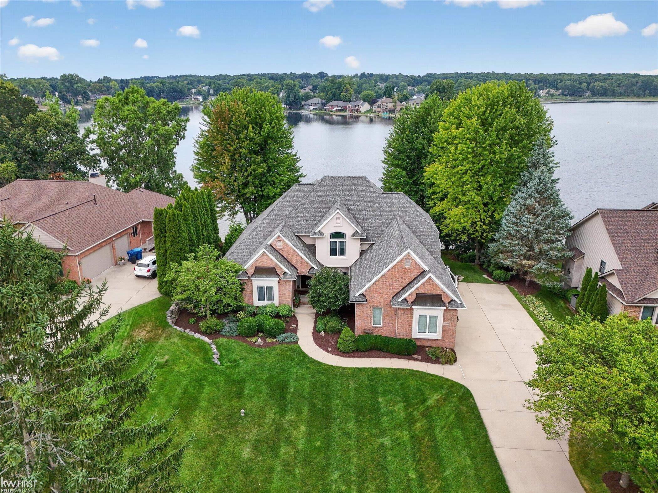 main property photo 73