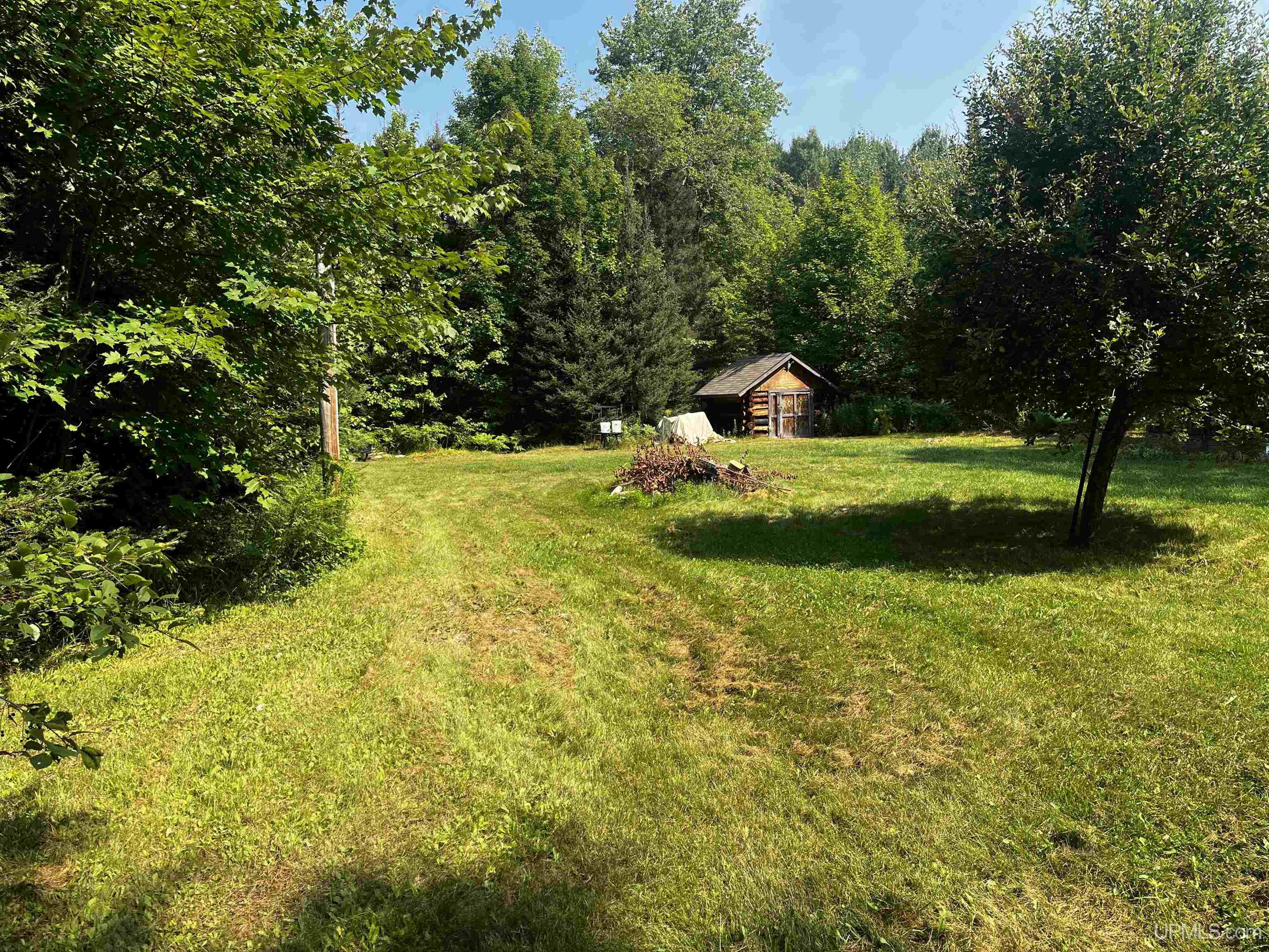 main property photo 12