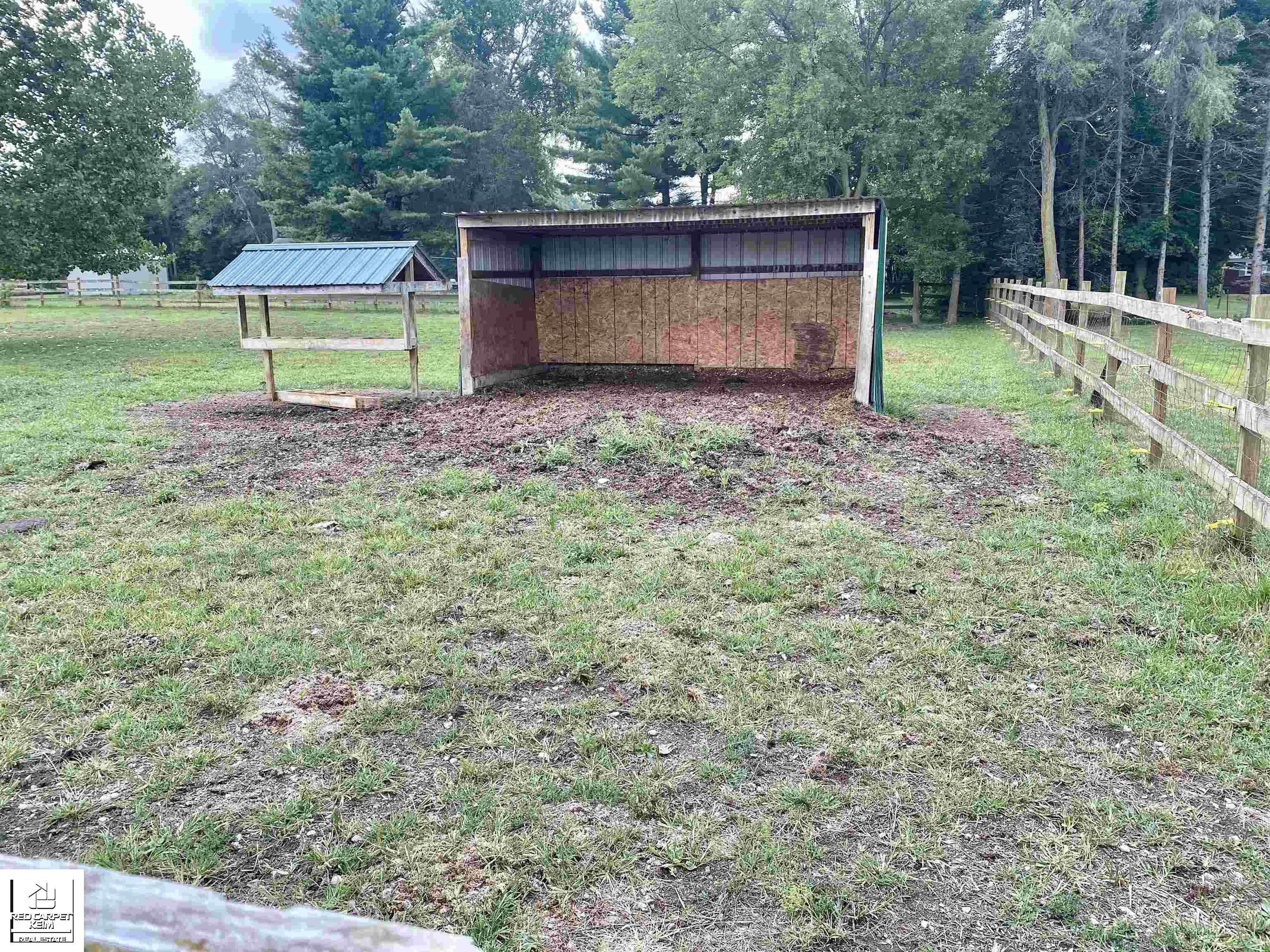 main property photo 39