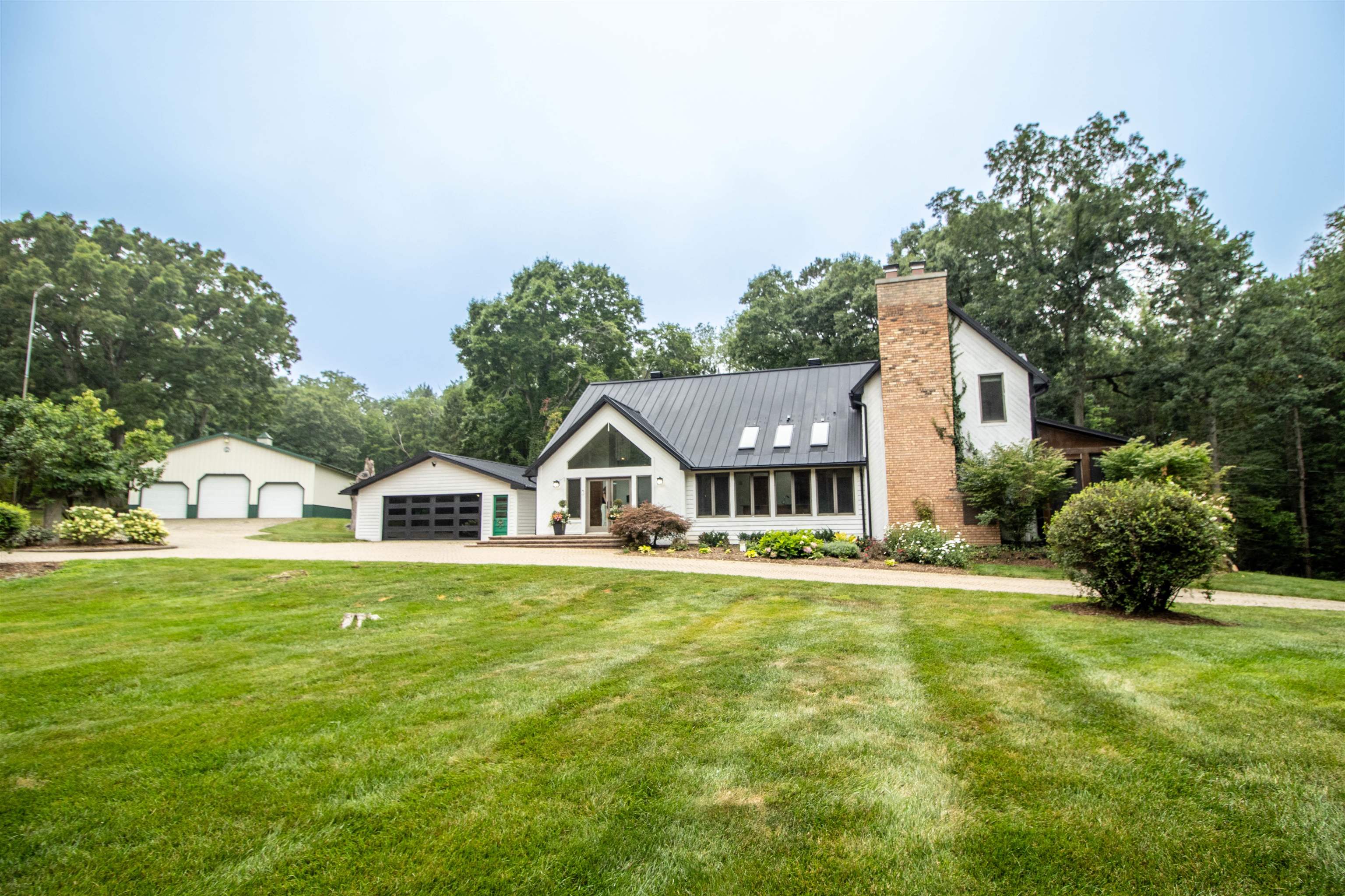 main property photo 79