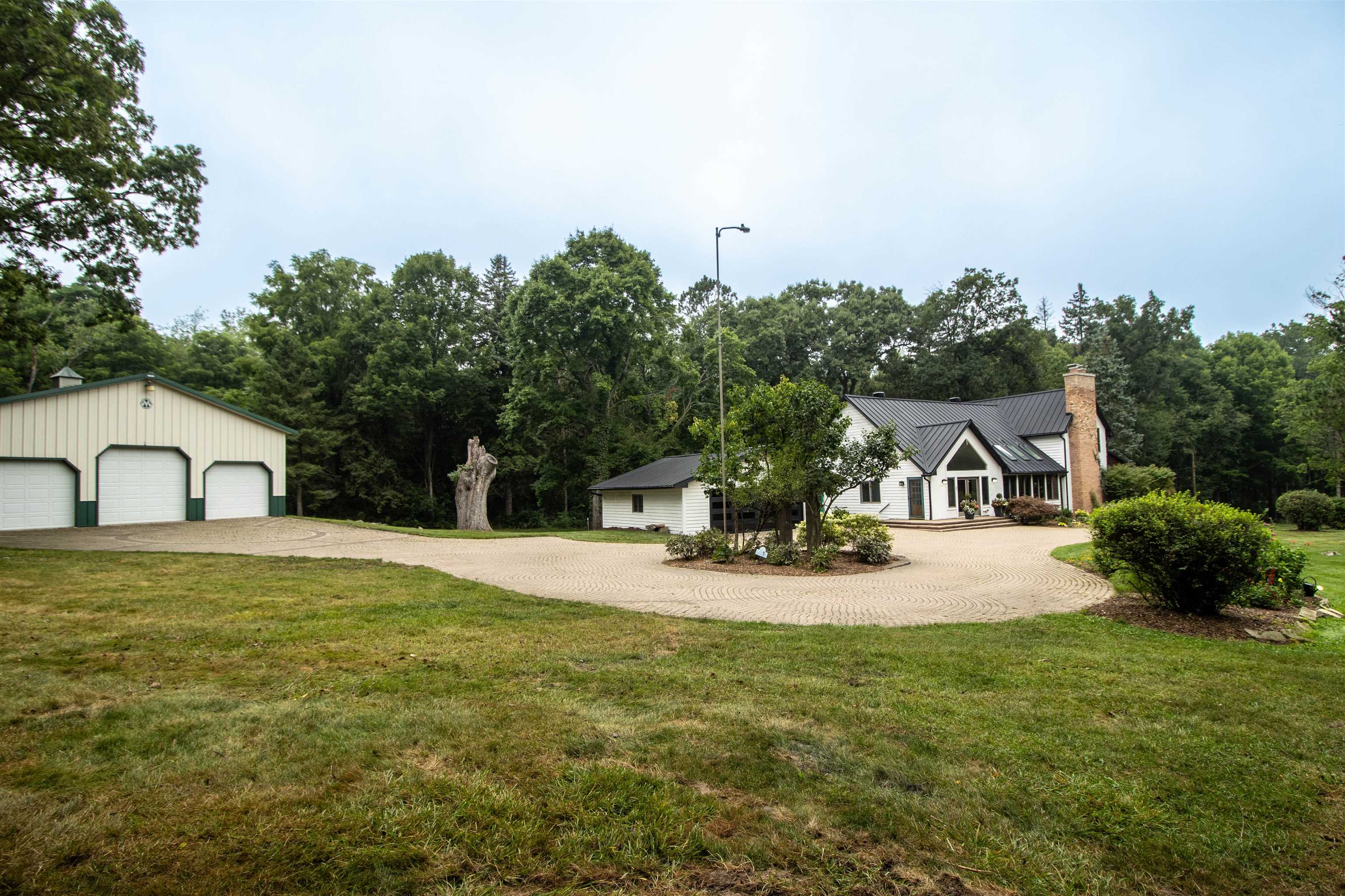 main property photo 84
