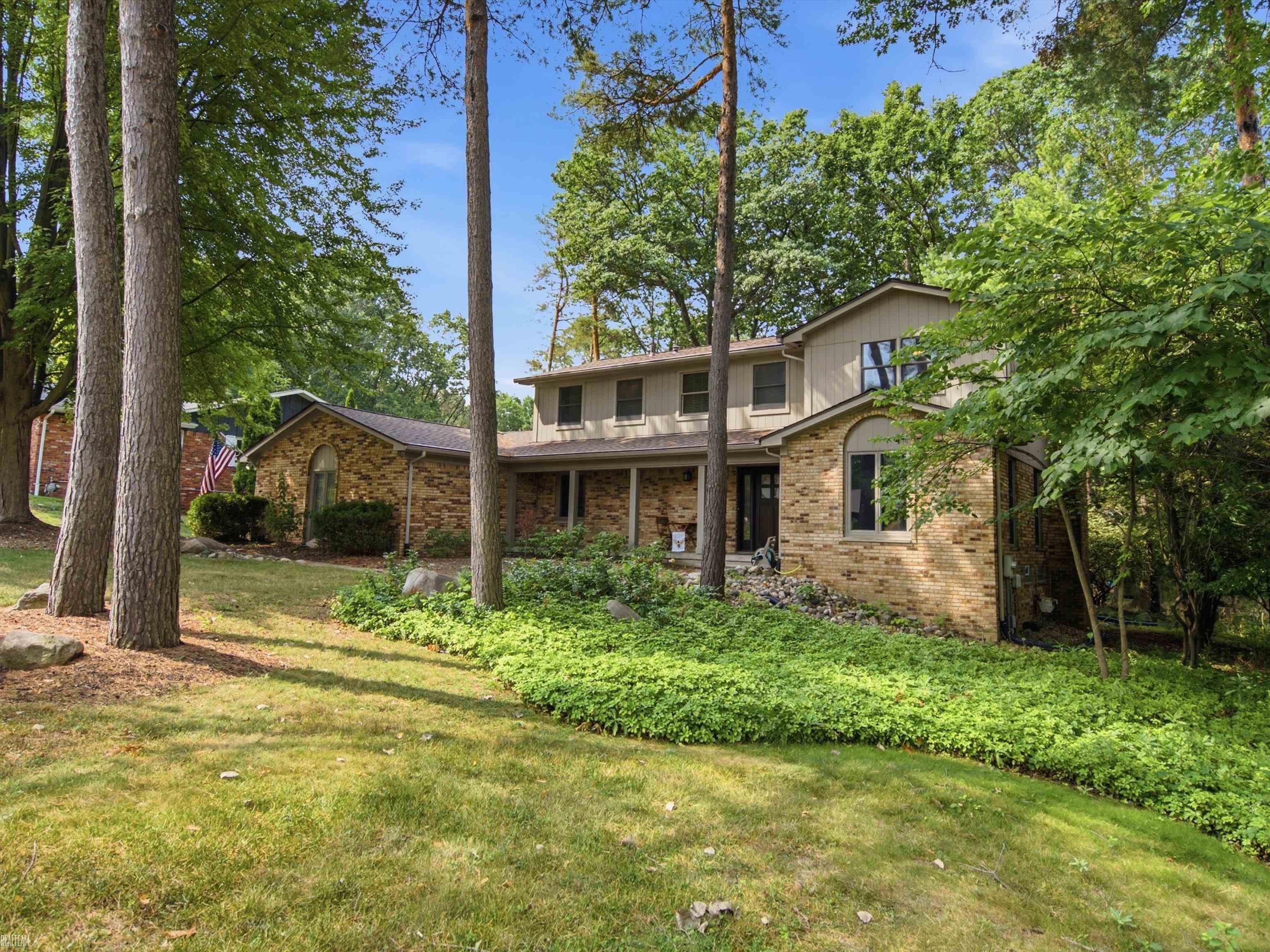 main property photo 47